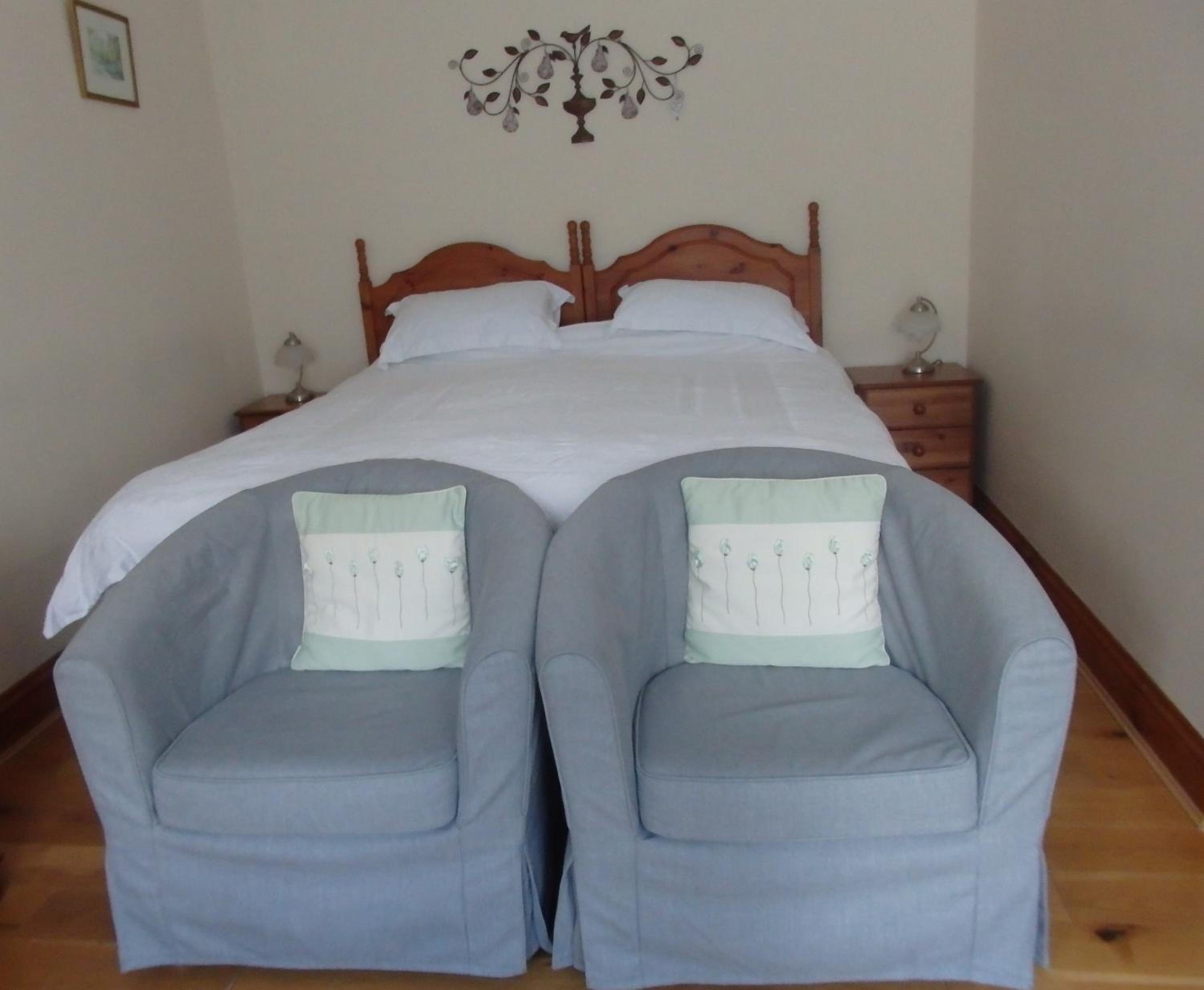 Comfort Triple Room with Shower photo 1