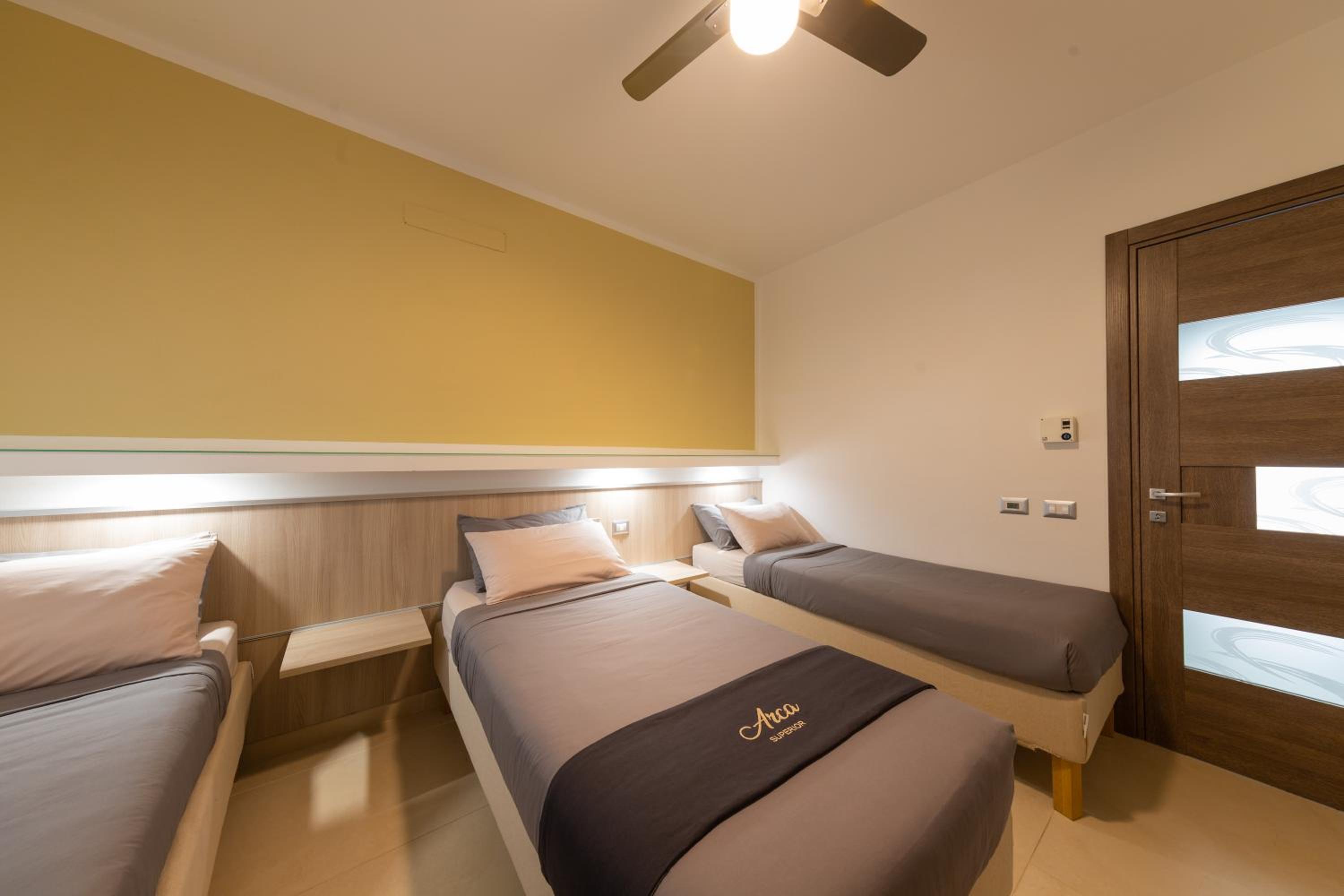 Two-Bedroom House - Photo 14