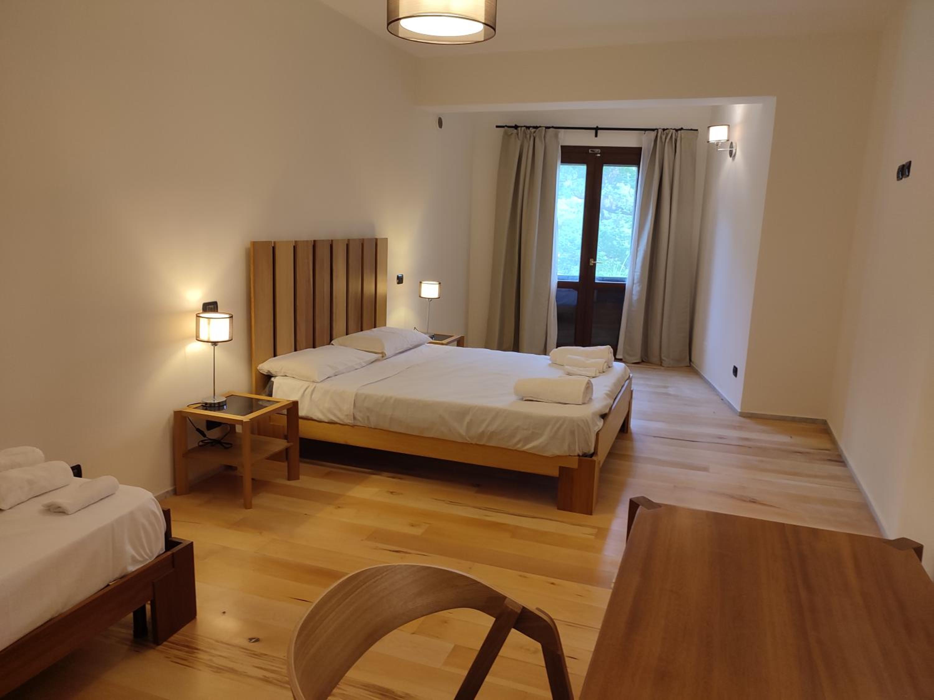 Triple Room with Private Bathroom photo 3