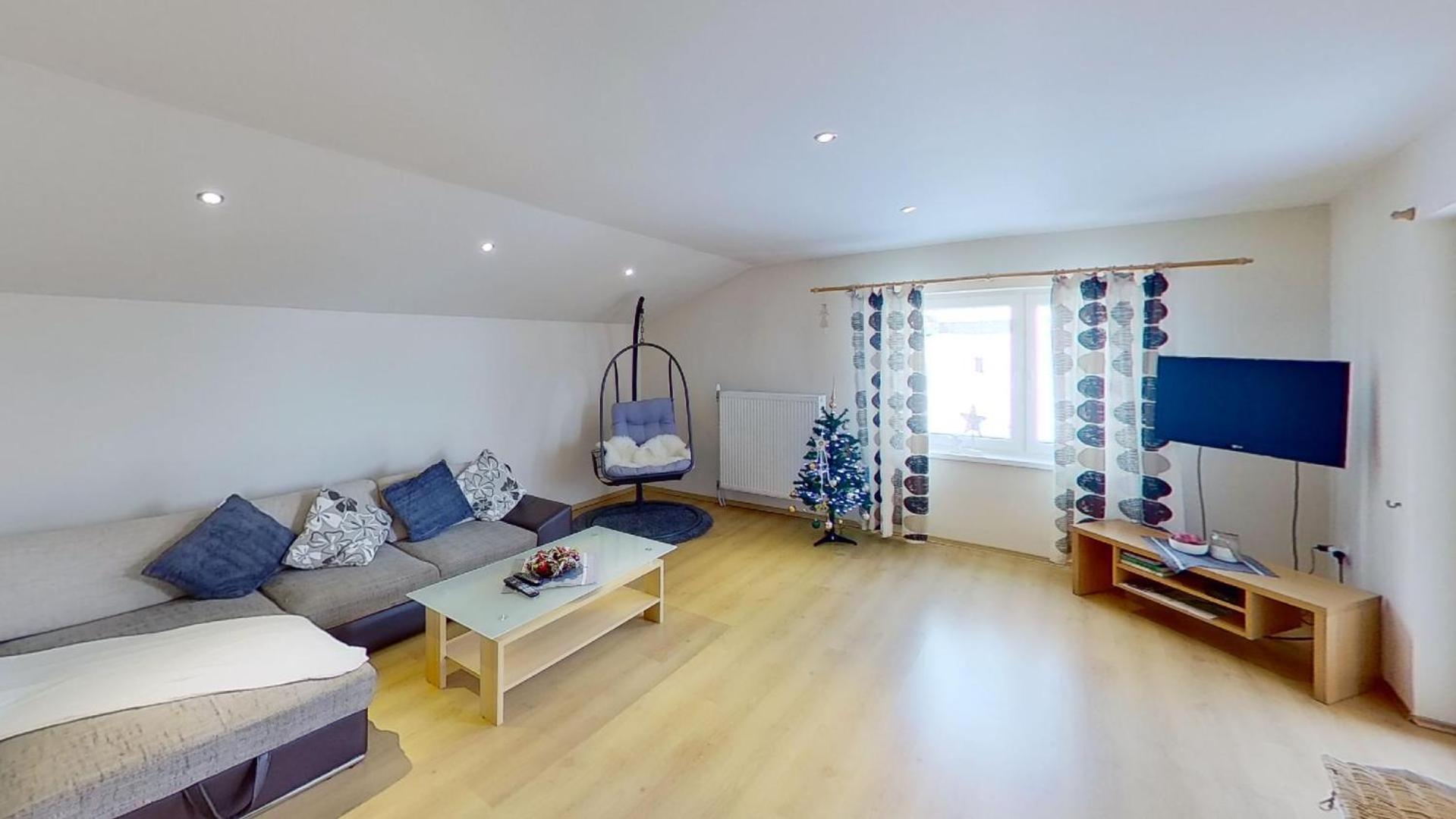 Three-Bedroom Apartment photo 1