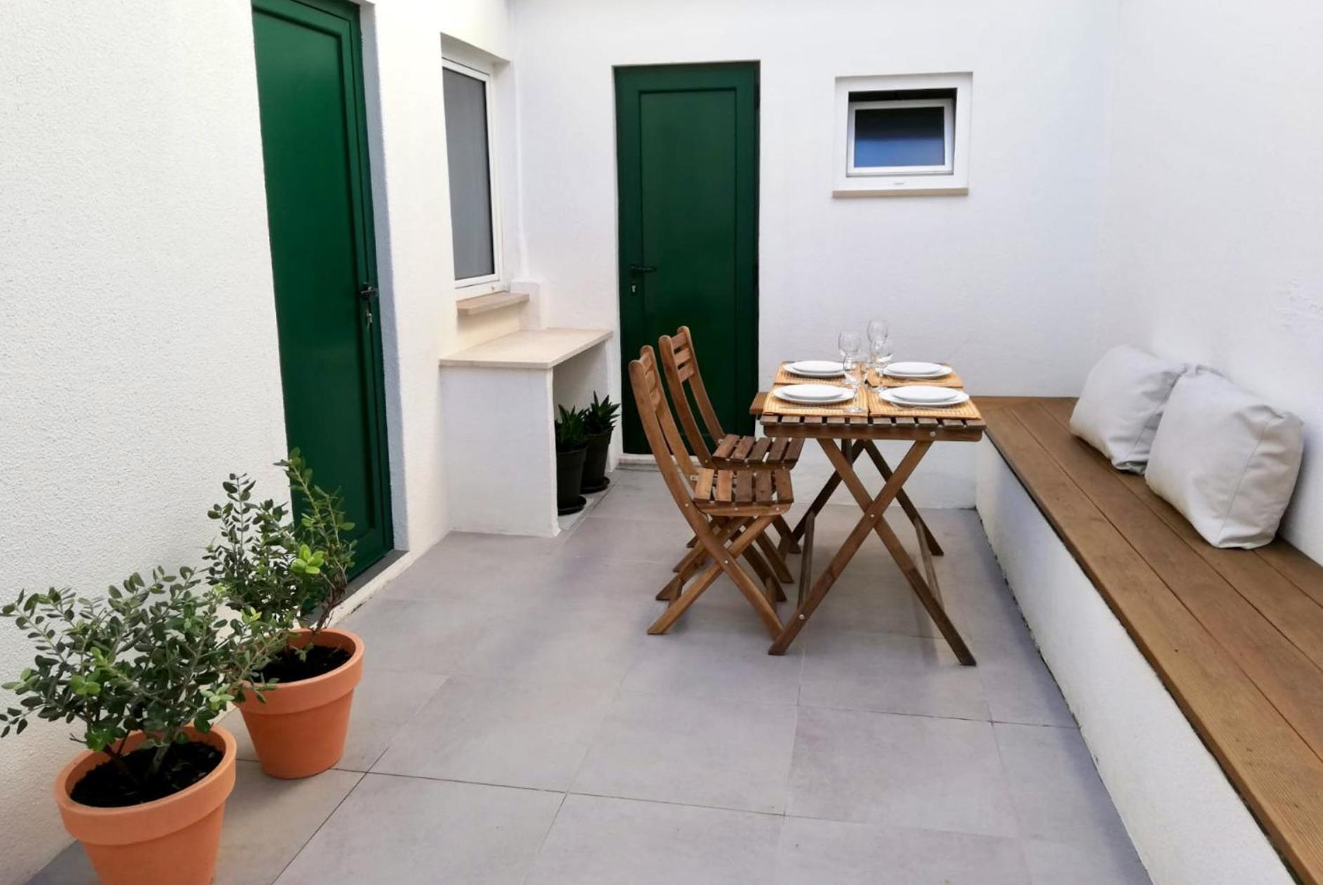 Three-Bedroom House photo 2