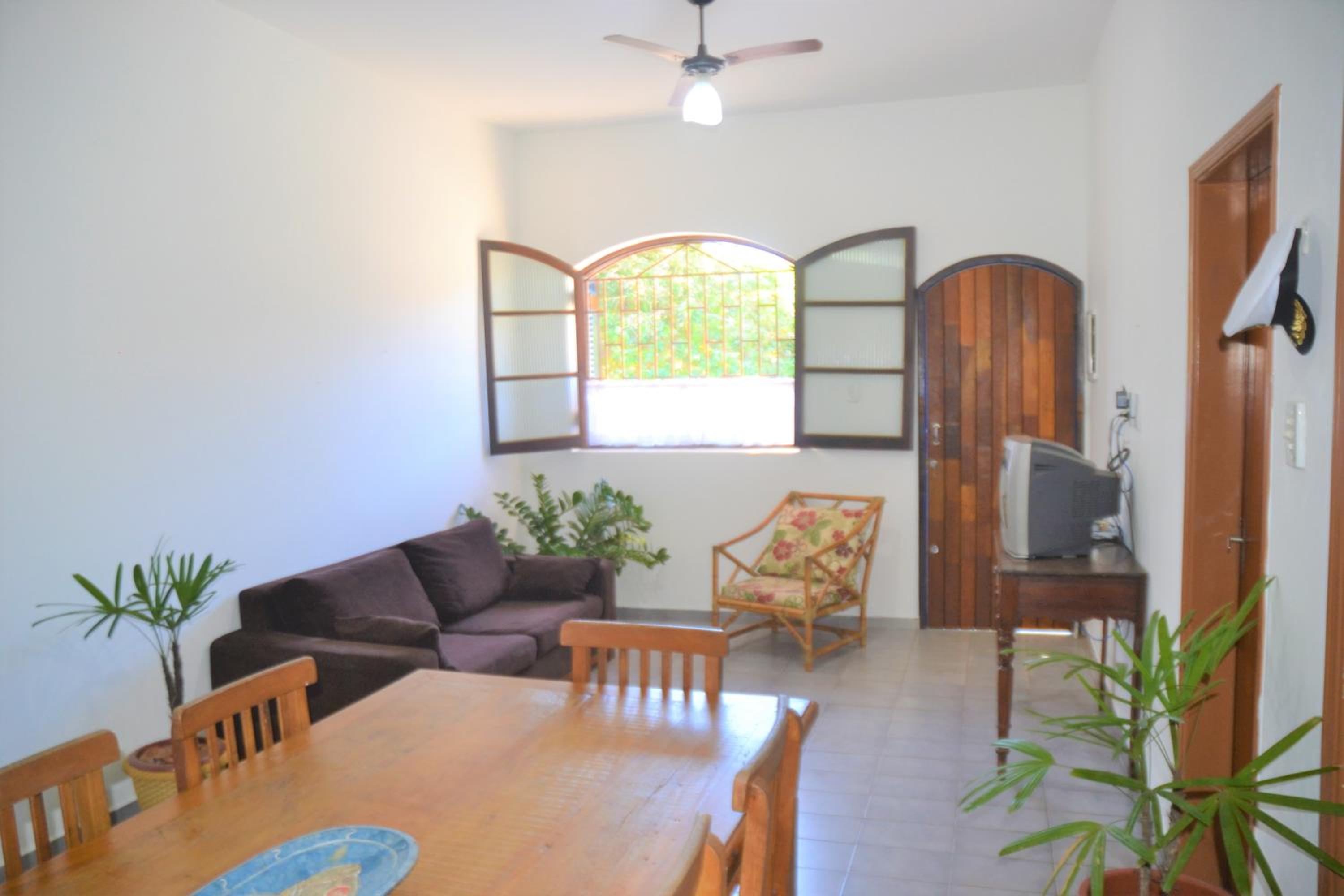 Quadruple Room with Private Bathroom - Photo 16