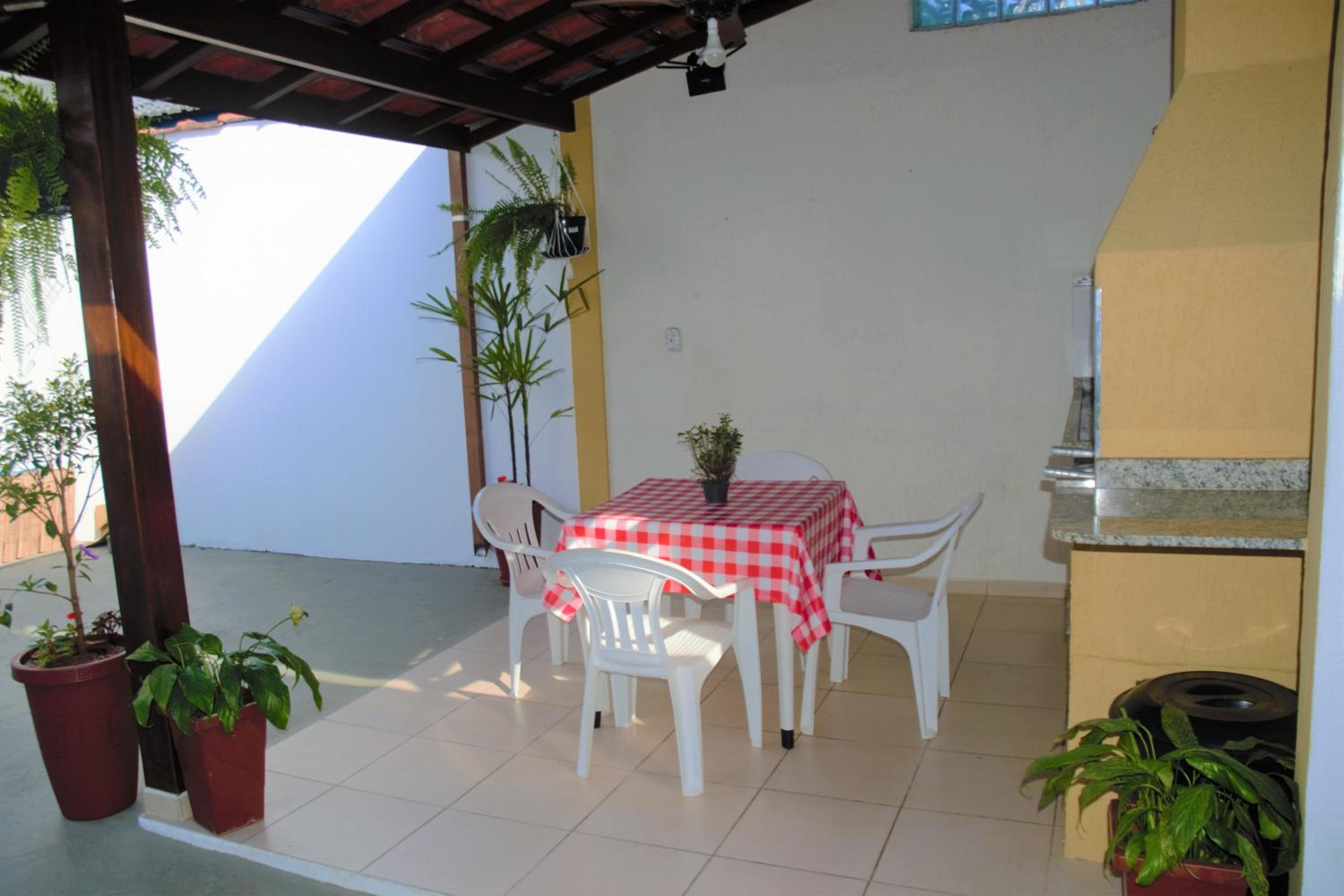 Quadruple Room with Private Bathroom - Photo 5
