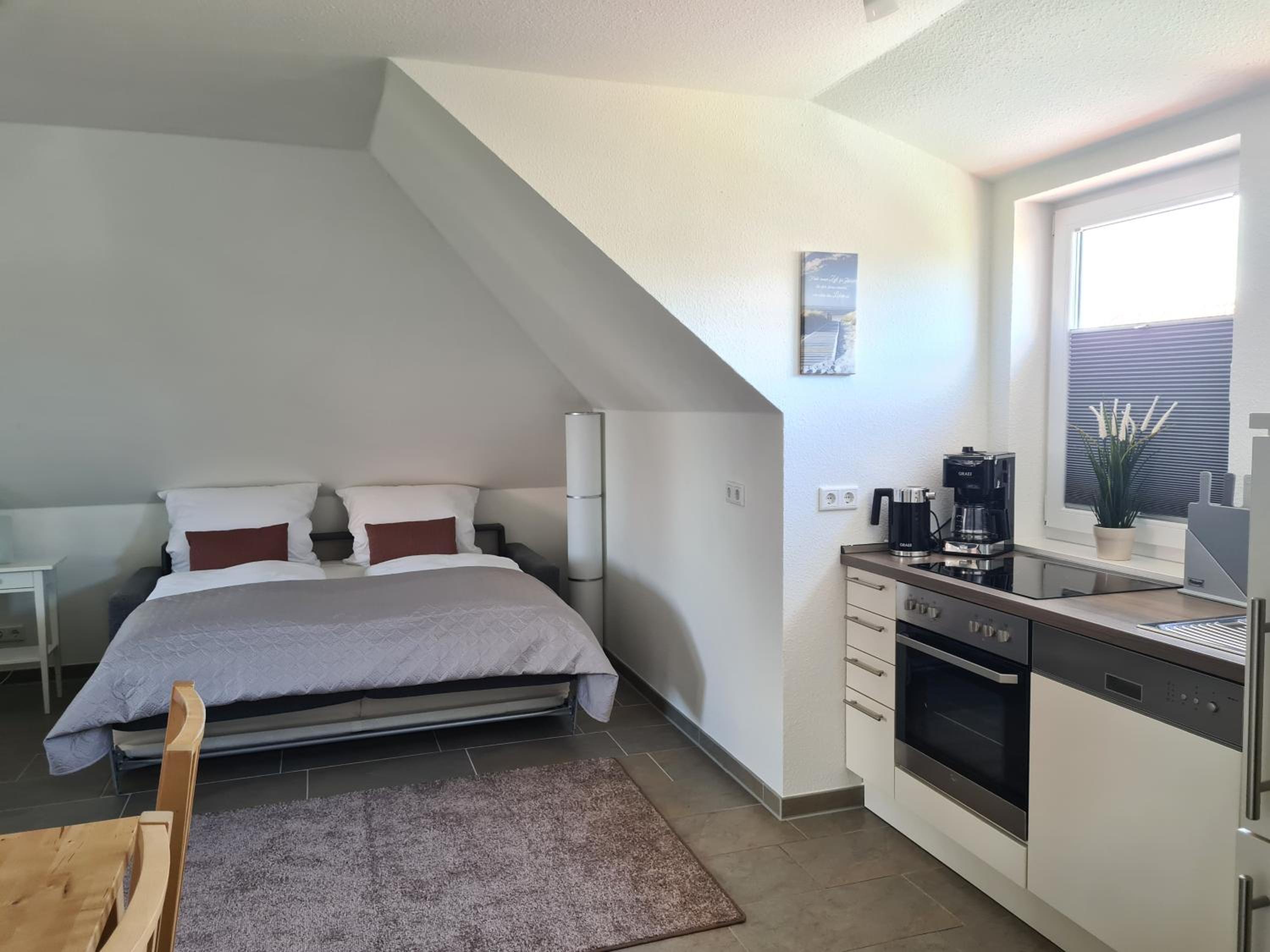 Apartment with Balcony photo 1
