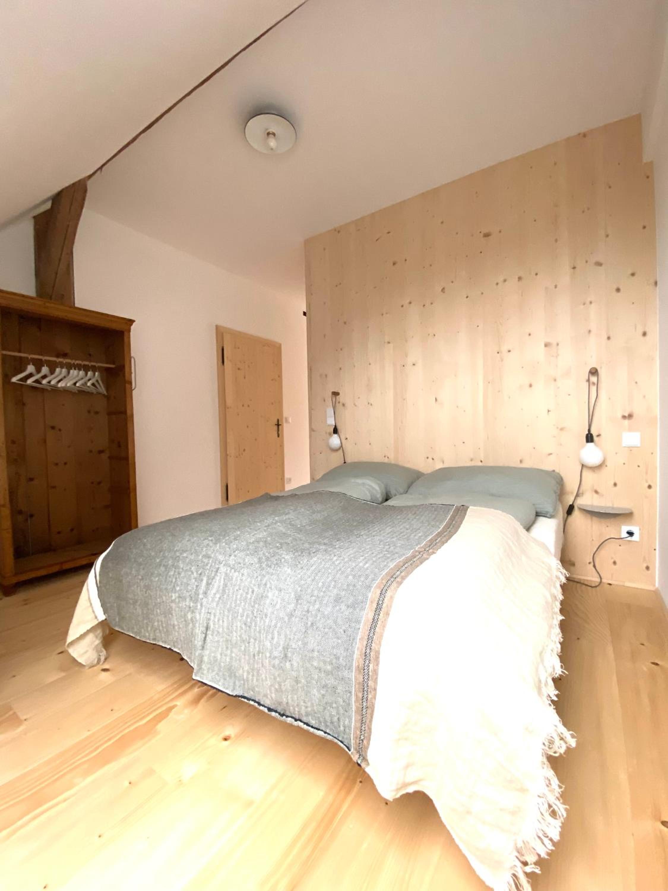 Standard Studio - Photo 3