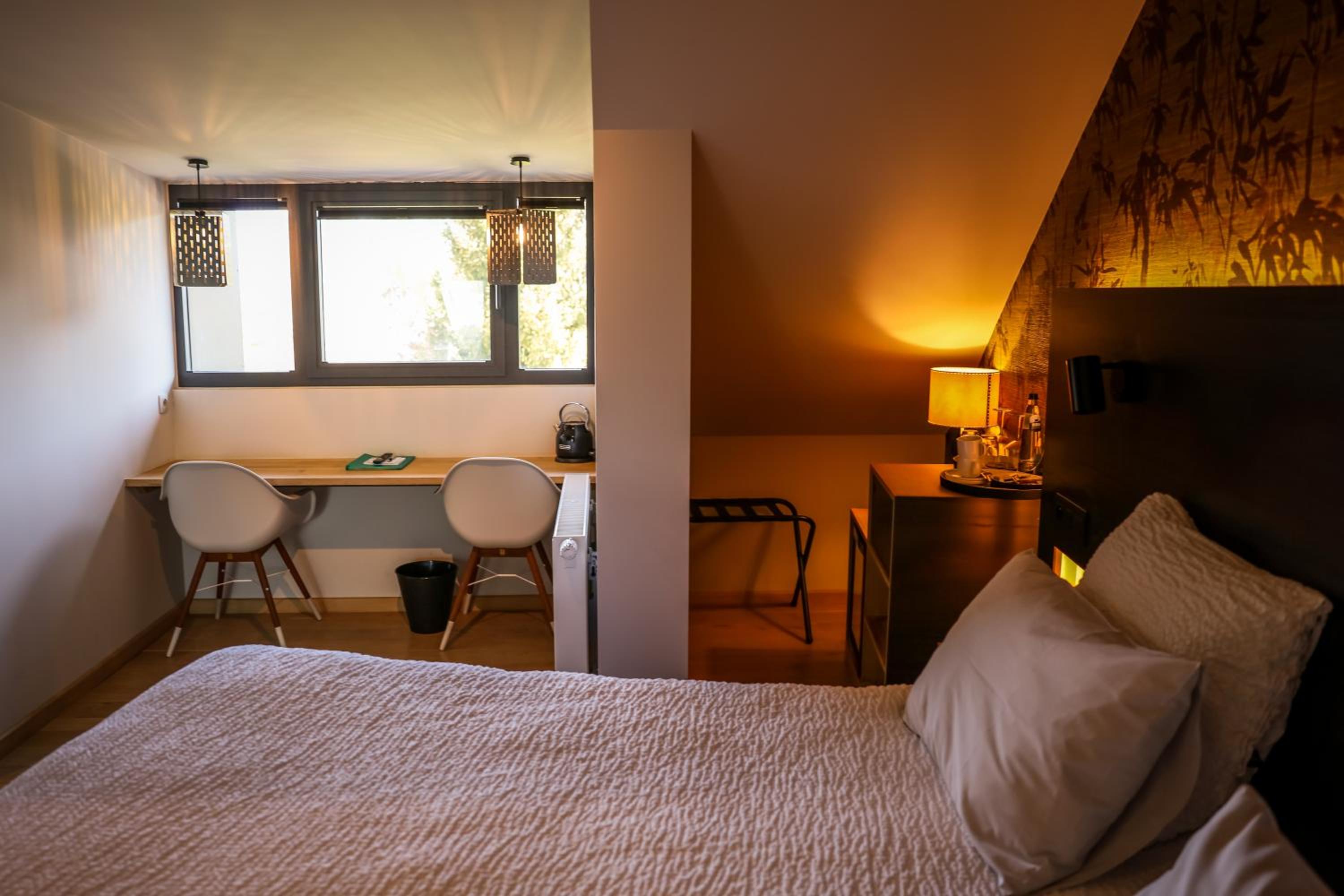 Junior Suite with Garden View - Photo 7