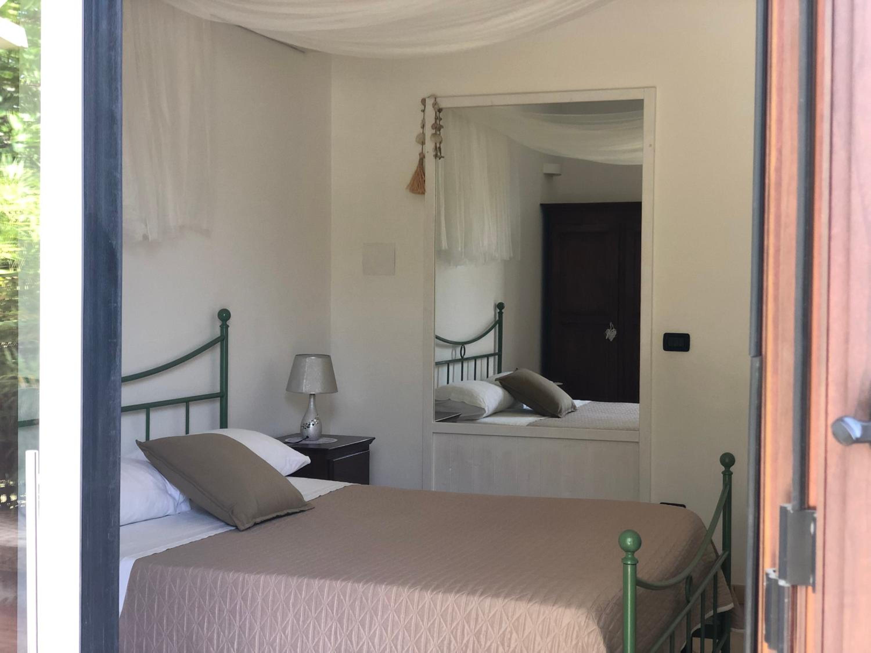 Quadruple Room - Photo 1