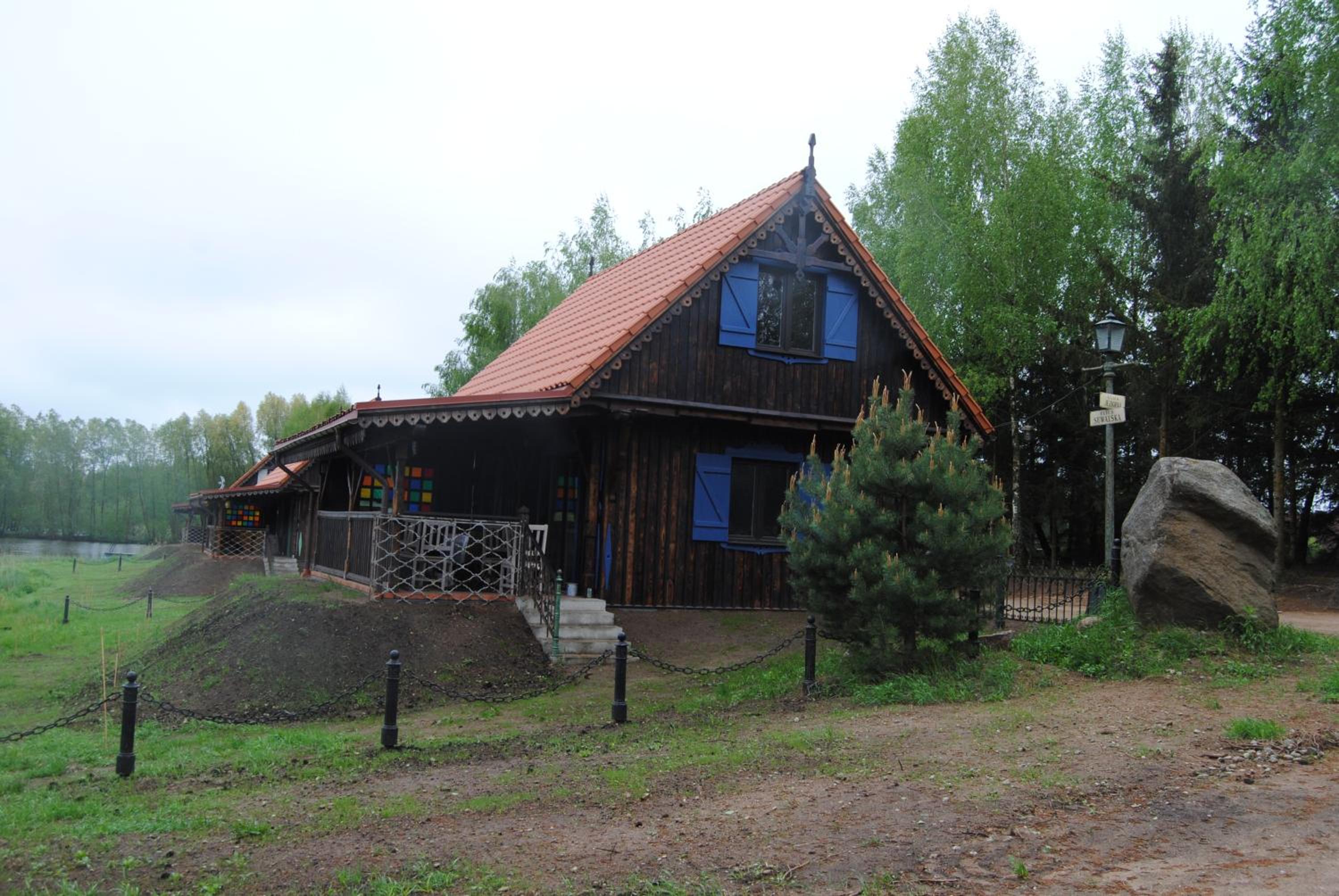 Two-Bedroom Chalet - Photo 18