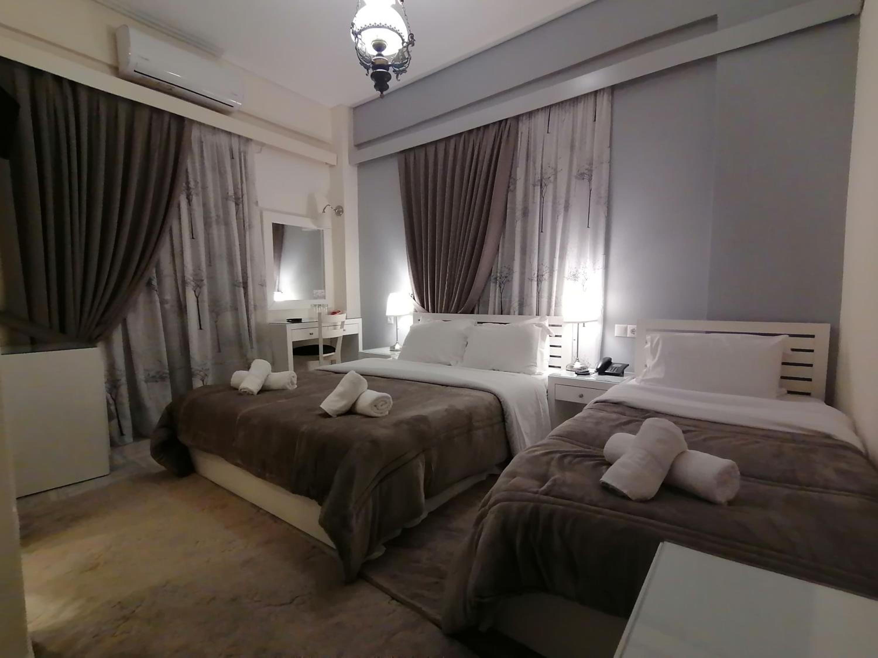 2nd Floor Triple Deluxe (With Balcony) photo 2