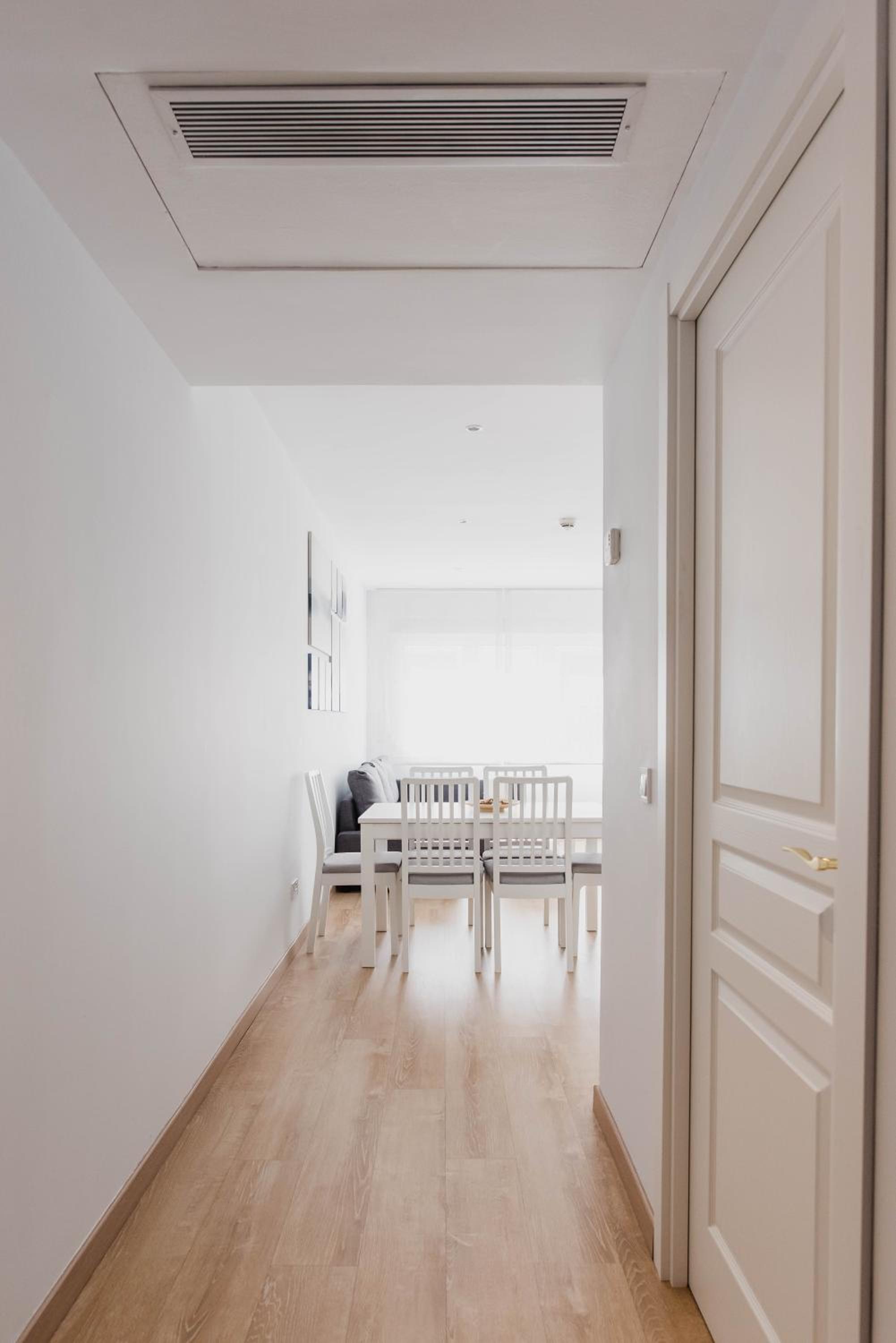 Two-Bedroom Apartment - Photo 9
