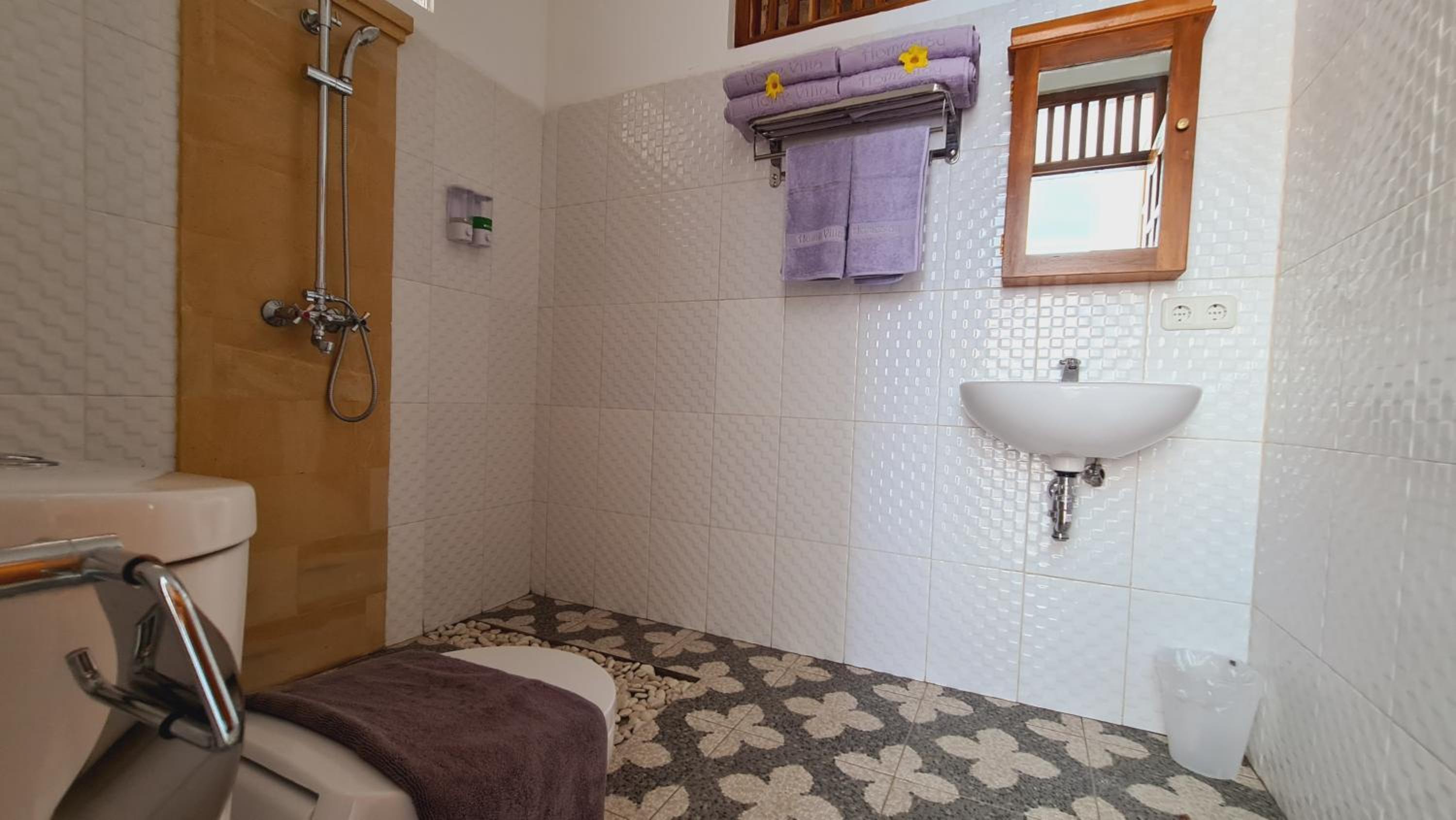 Two-Bedroom Villa - Photo 8