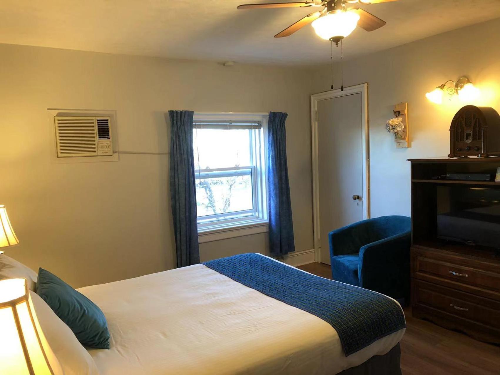 Standard Queen Room - Photo 3