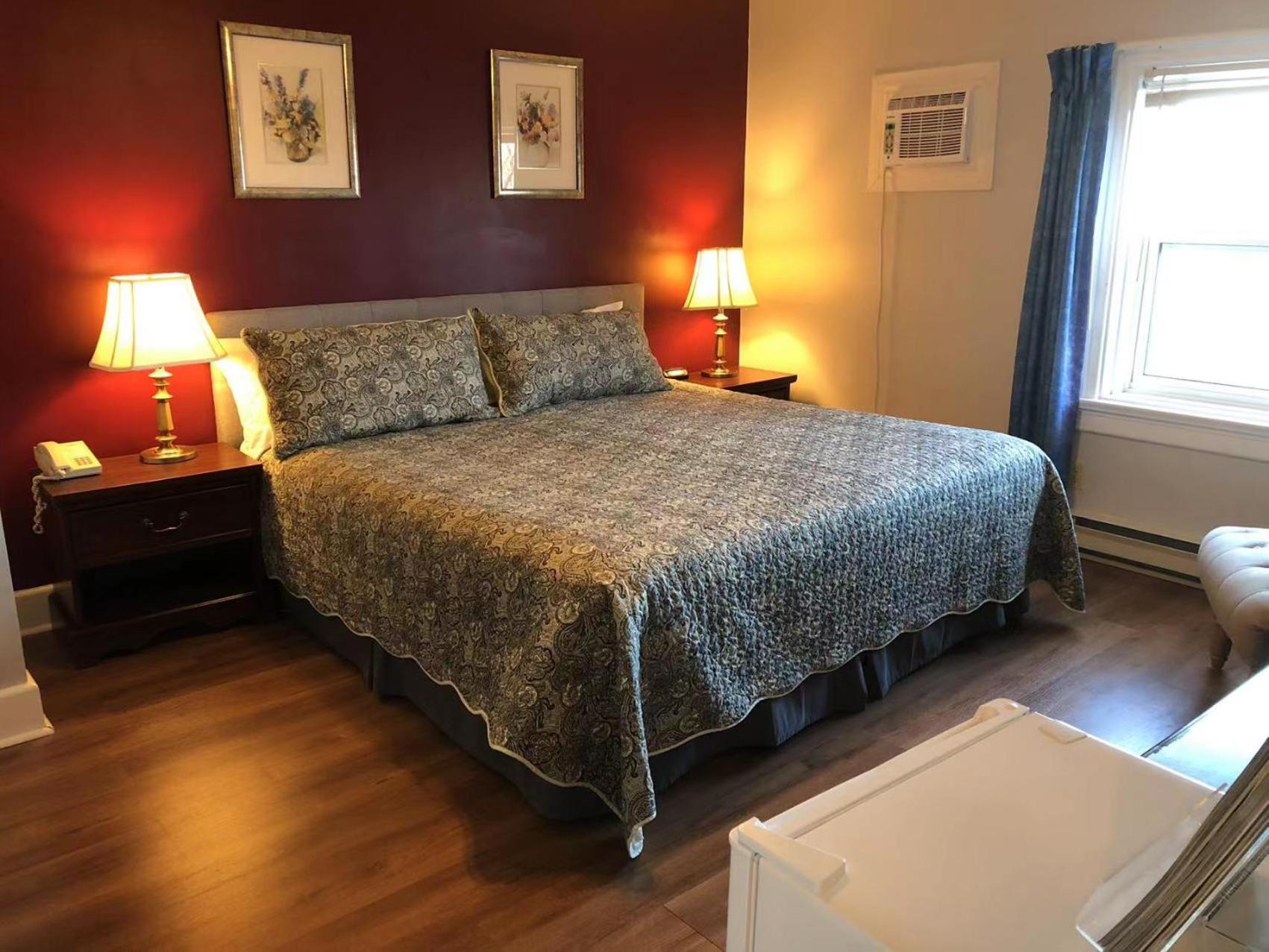 Standard King Room - Photo 3