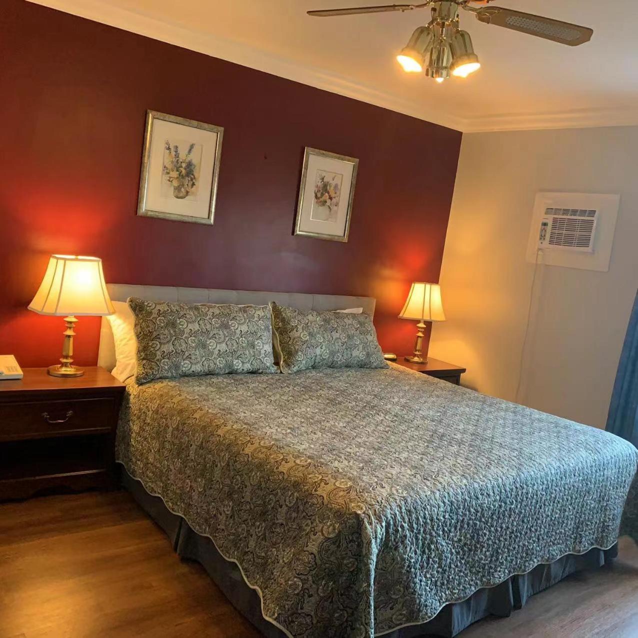 Standard King Room - Photo 6