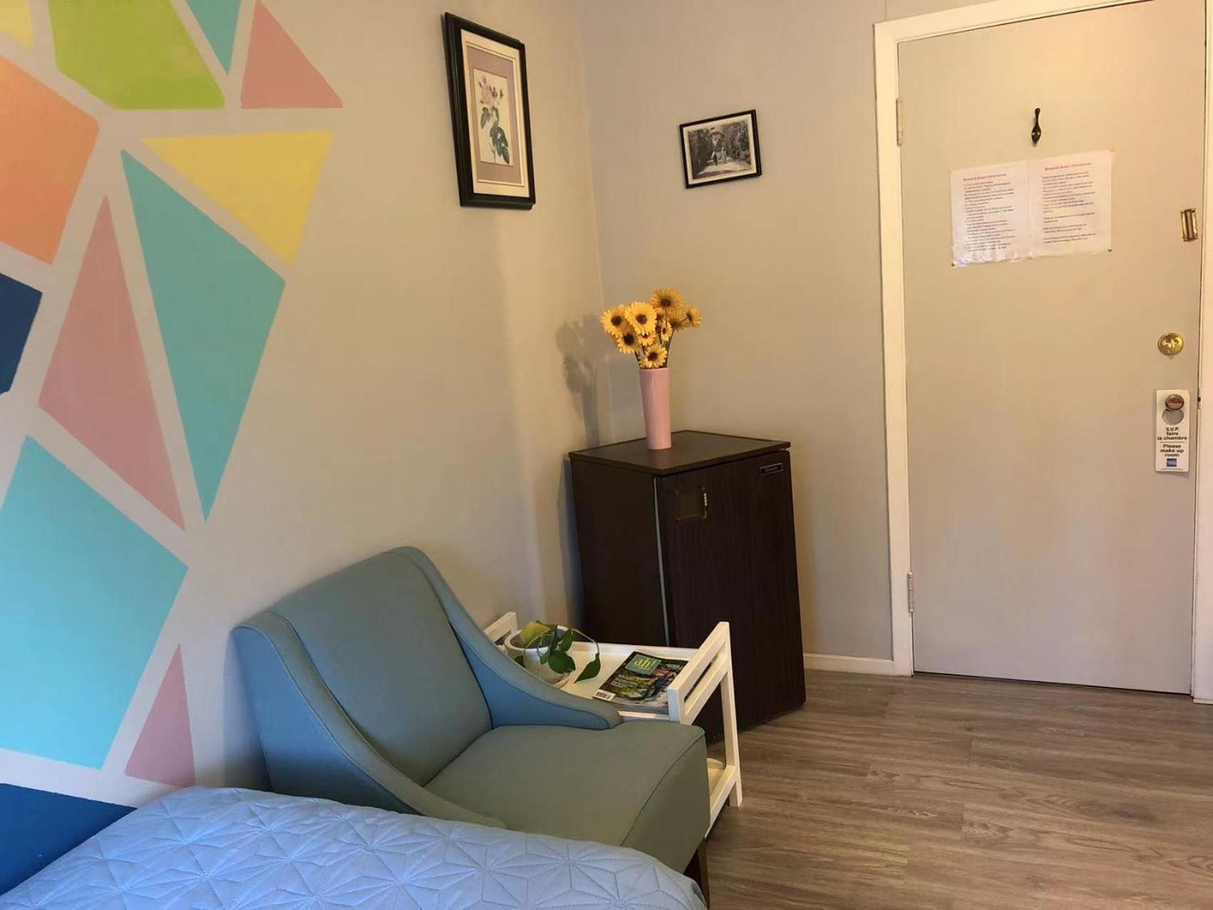 Family Room - Photo 15