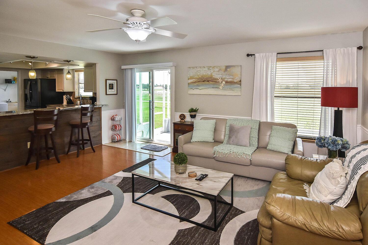 Two-Bedroom House - Photo 24