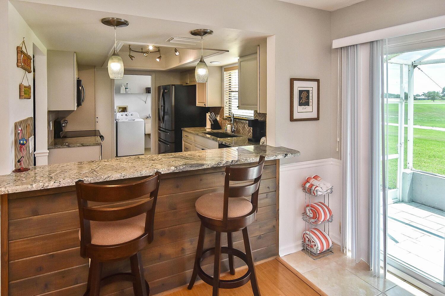 Two-Bedroom House - Photo 37