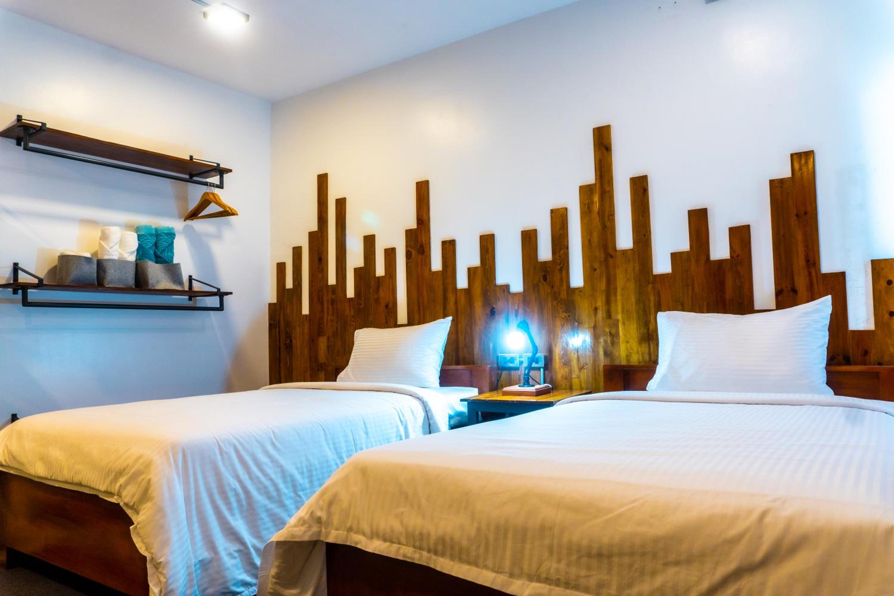 Deluxe Double or Twin Room with Pool Access - Photo 2