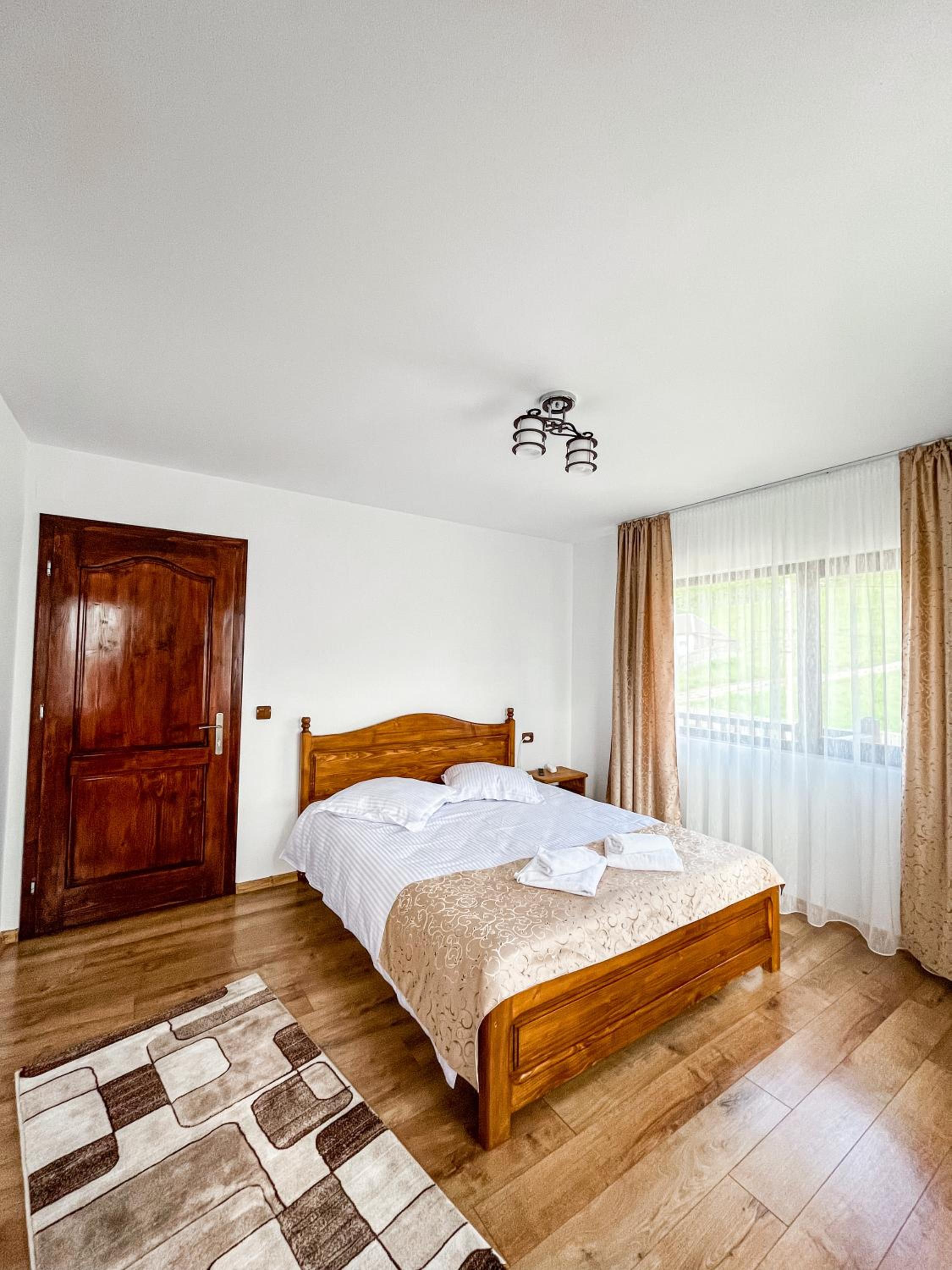 Four-Bedroom House photo 1