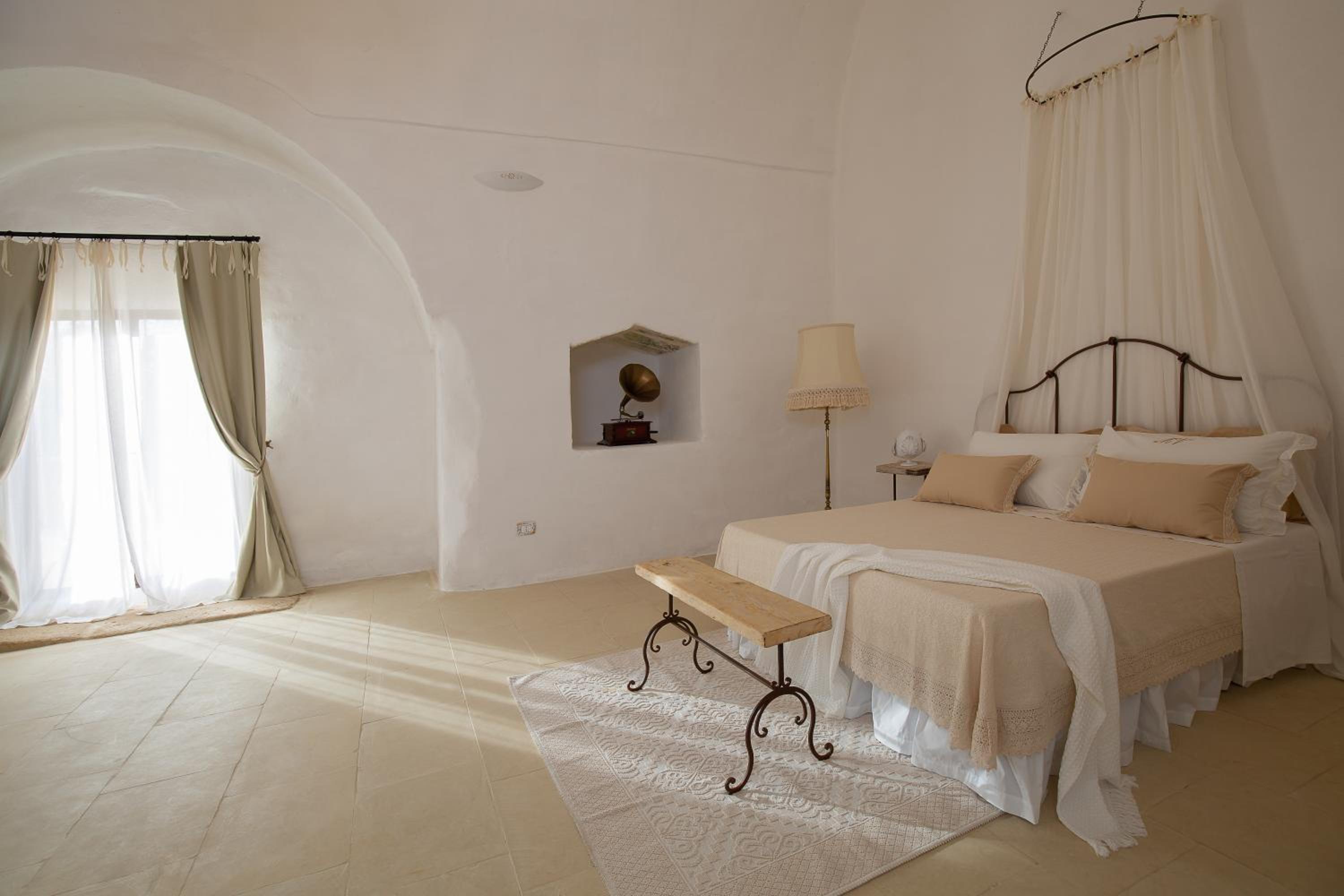 Junior Suite with Balcony photo 1