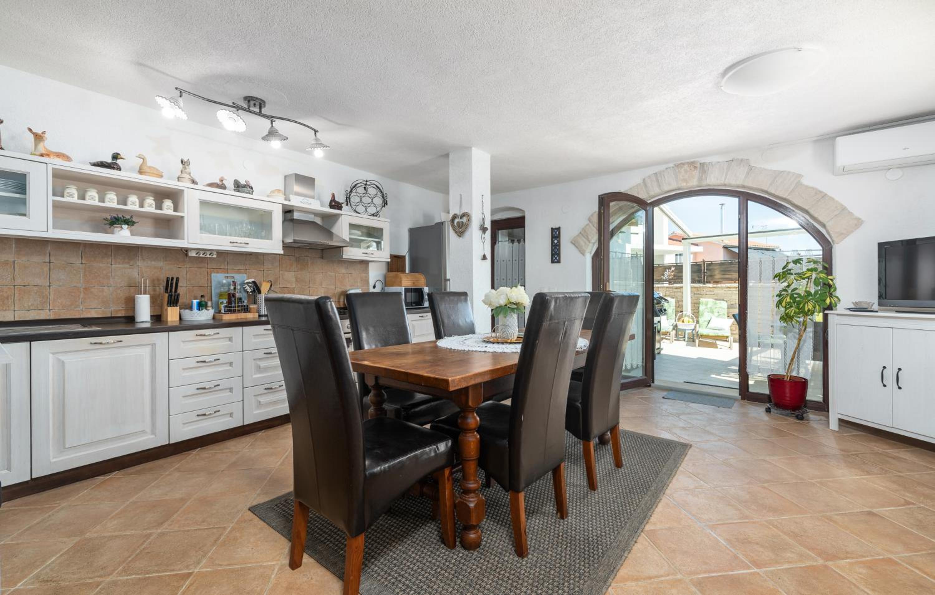 Vacation Home photo 3