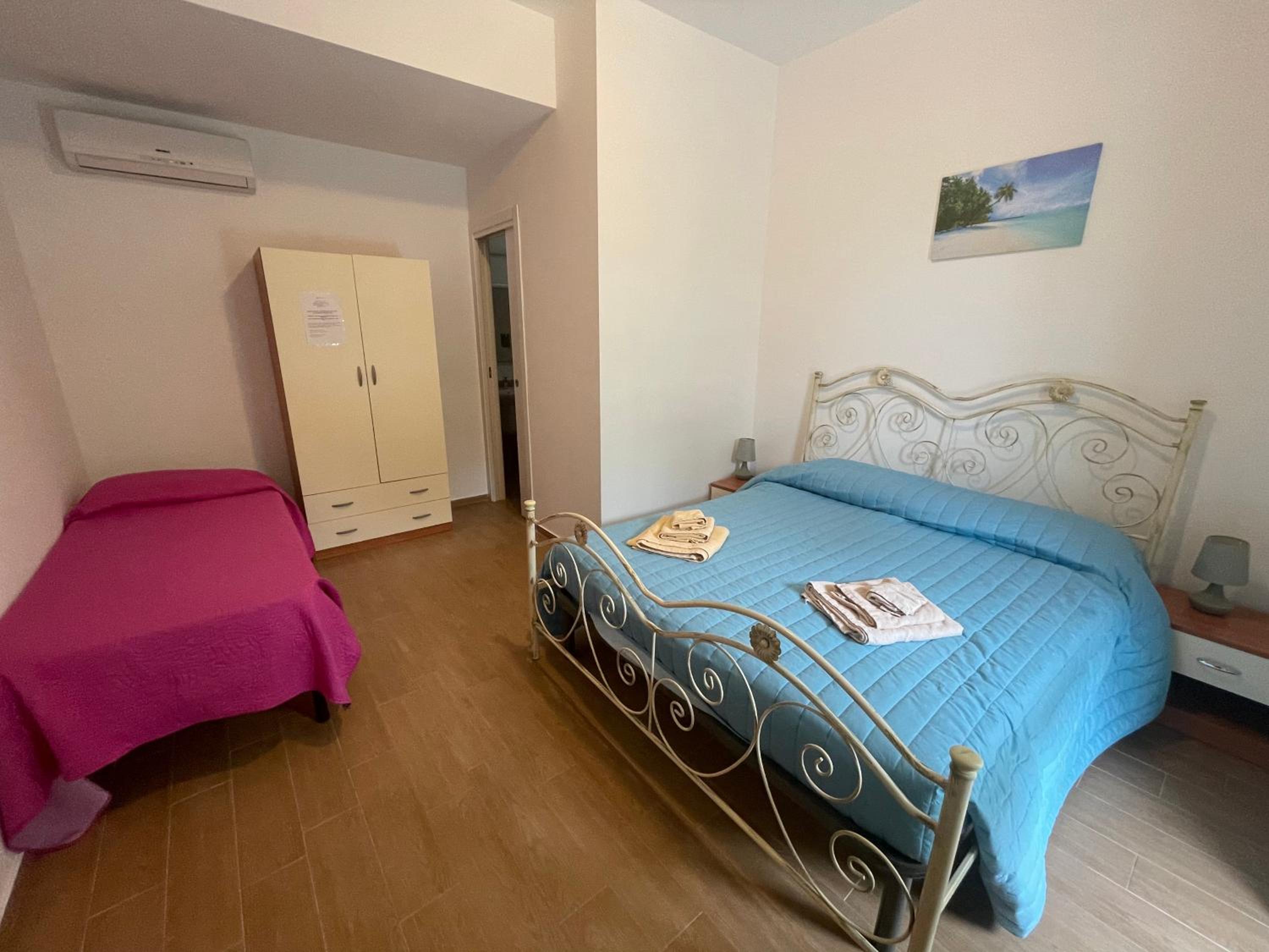 Triple Room with Private Bathroom