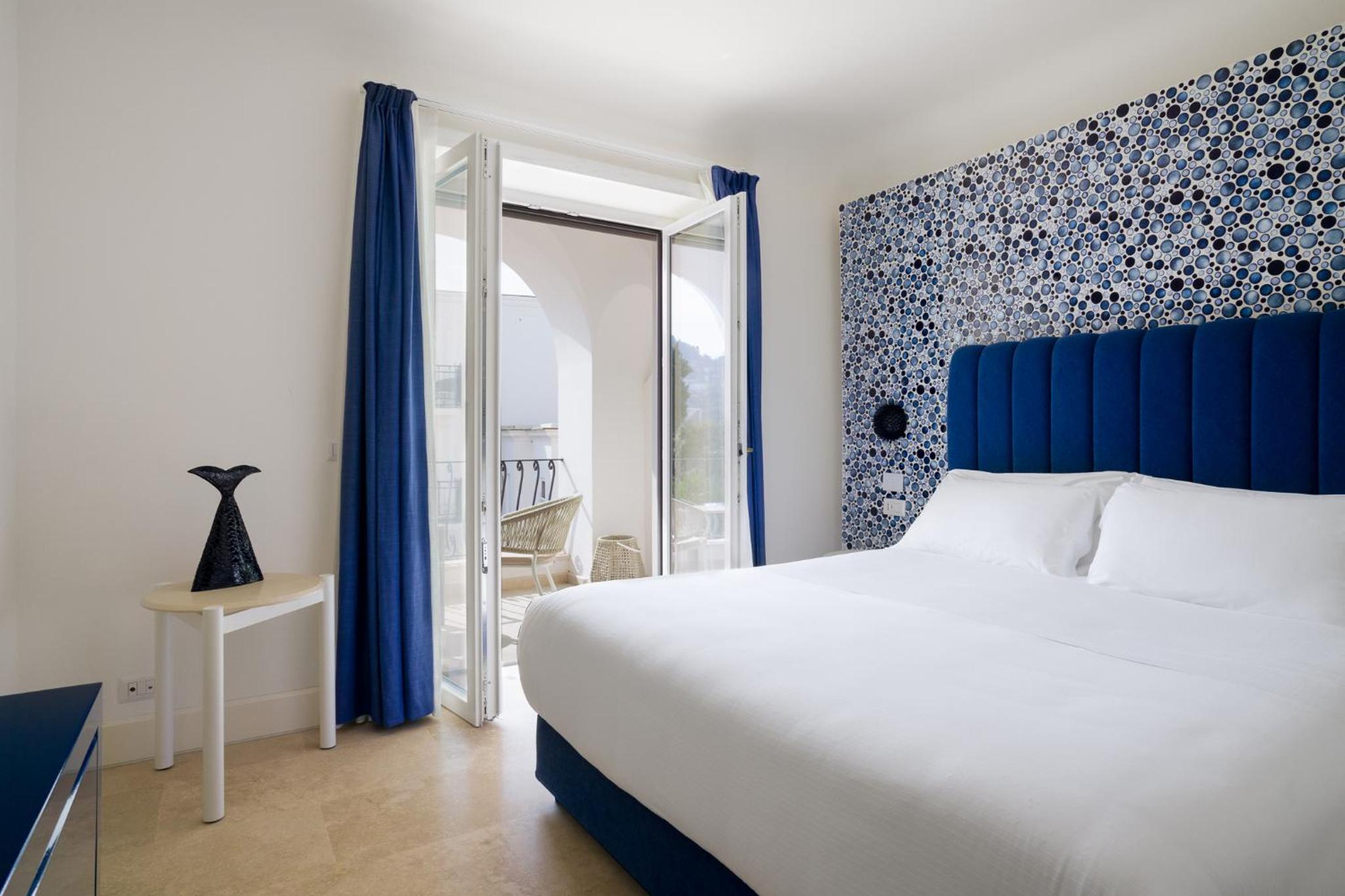 Deluxe Room with Garden View - Photo 6