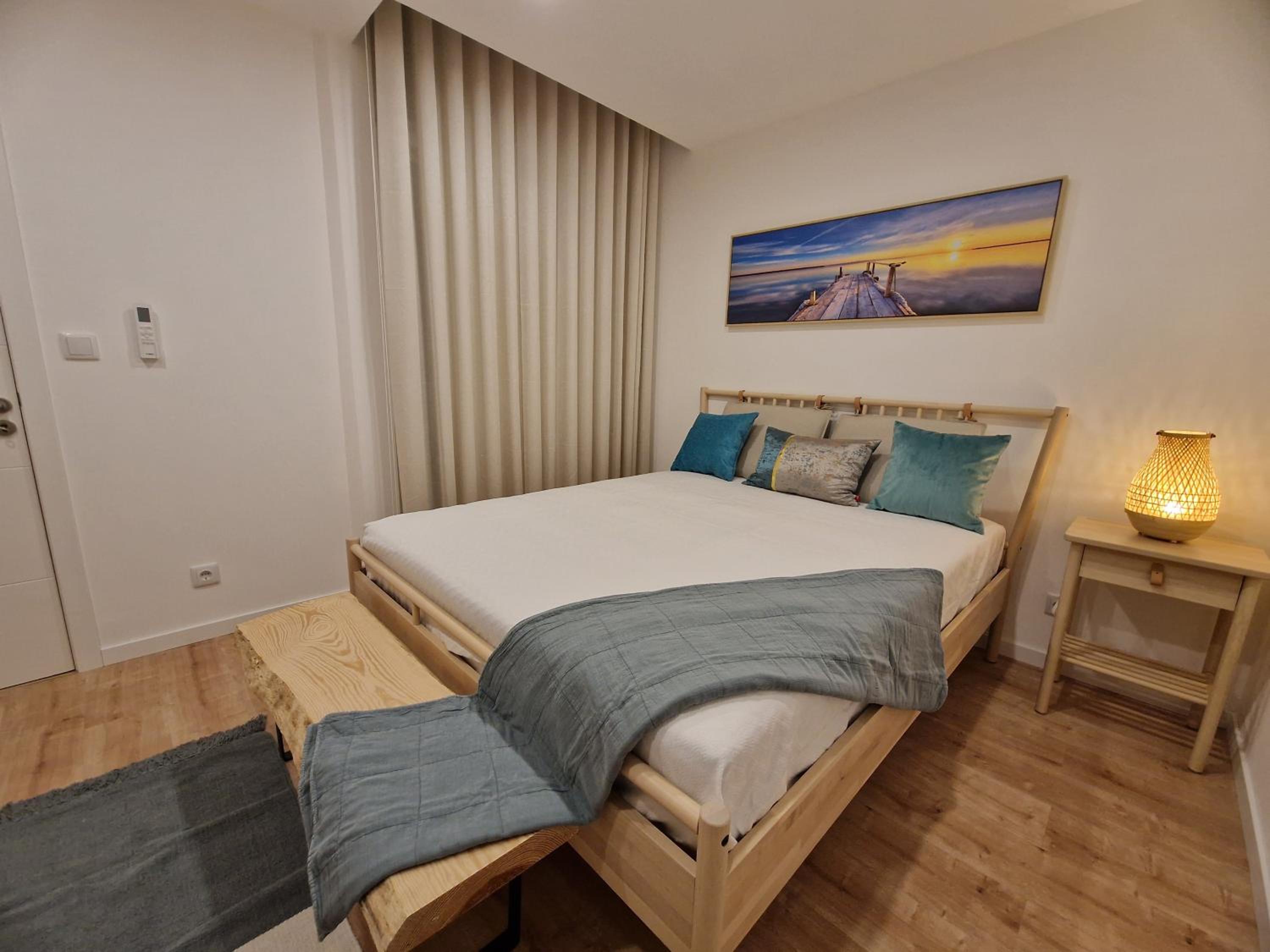 Deluxe Double Room with Extra Bed photo 3