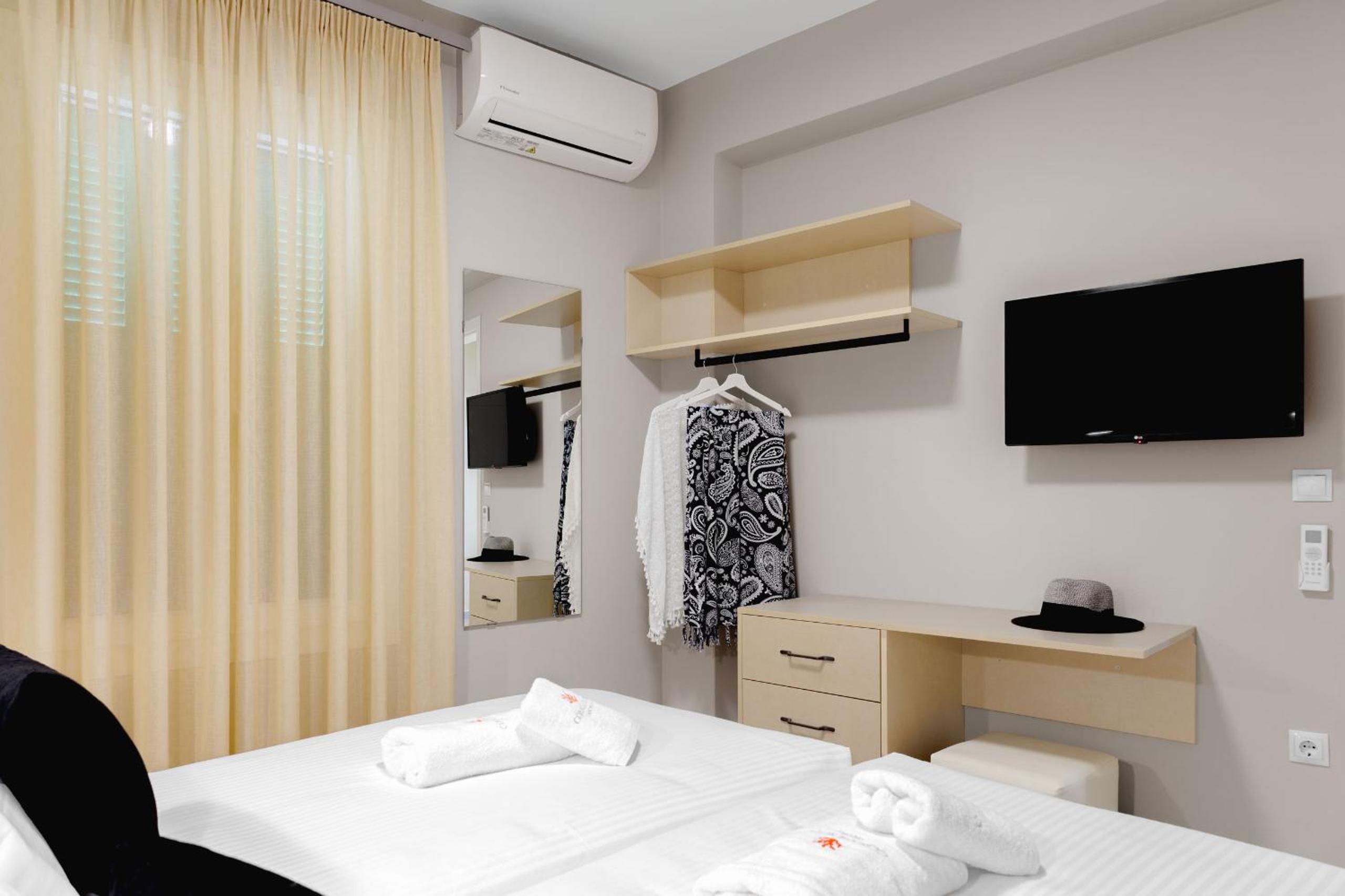 Suite with Sea View - Photo 23