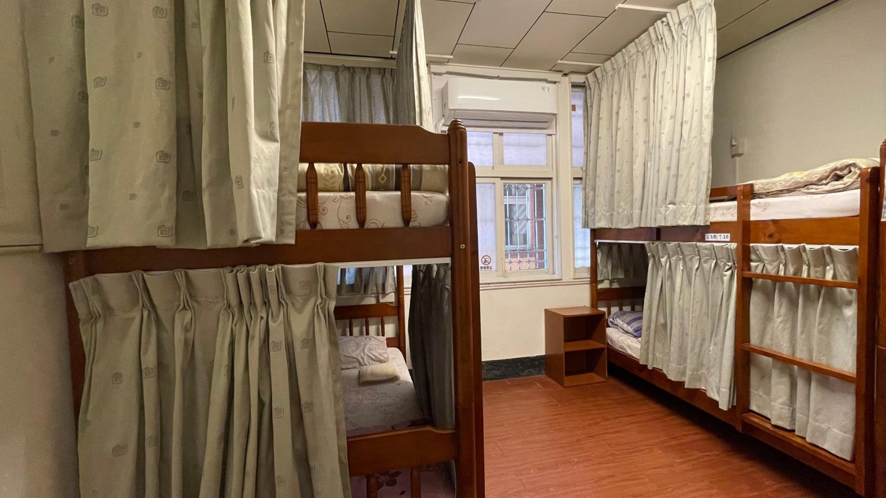 Bunk Bed in Mixed Dormitory Room photo 1