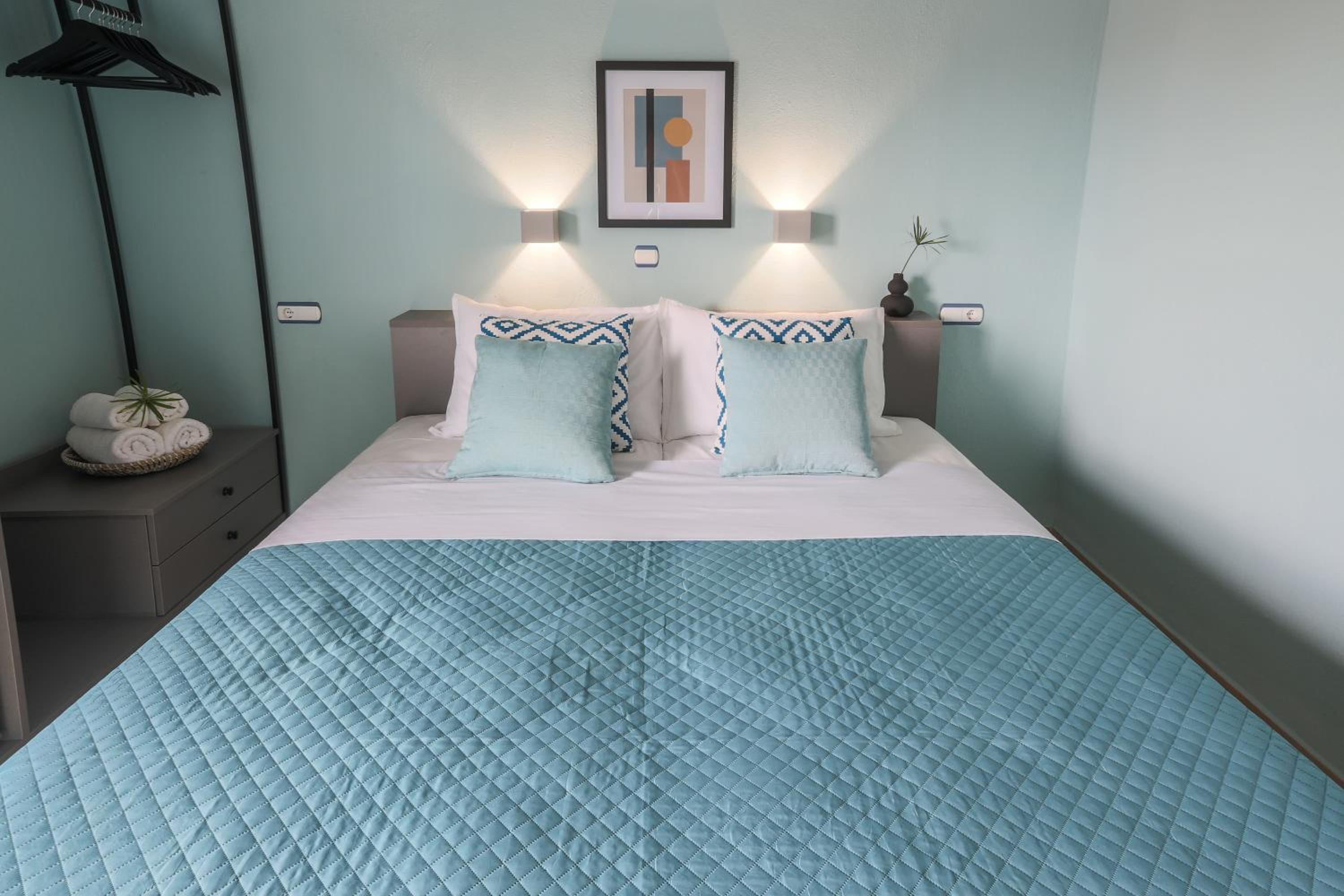 Standard Double or Twin Room - Photo 1