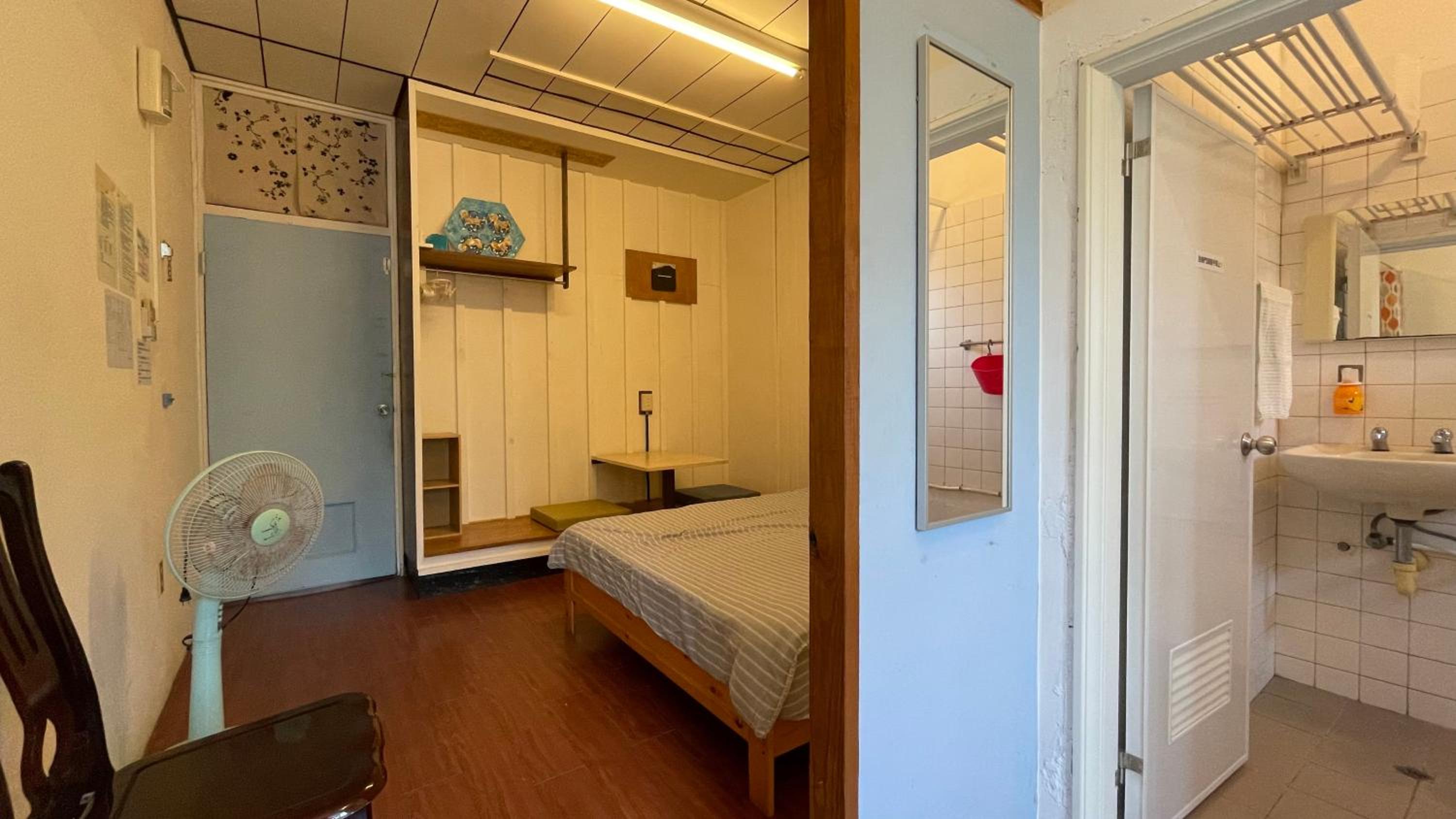 Double Room with Private Bathroom photo 2
