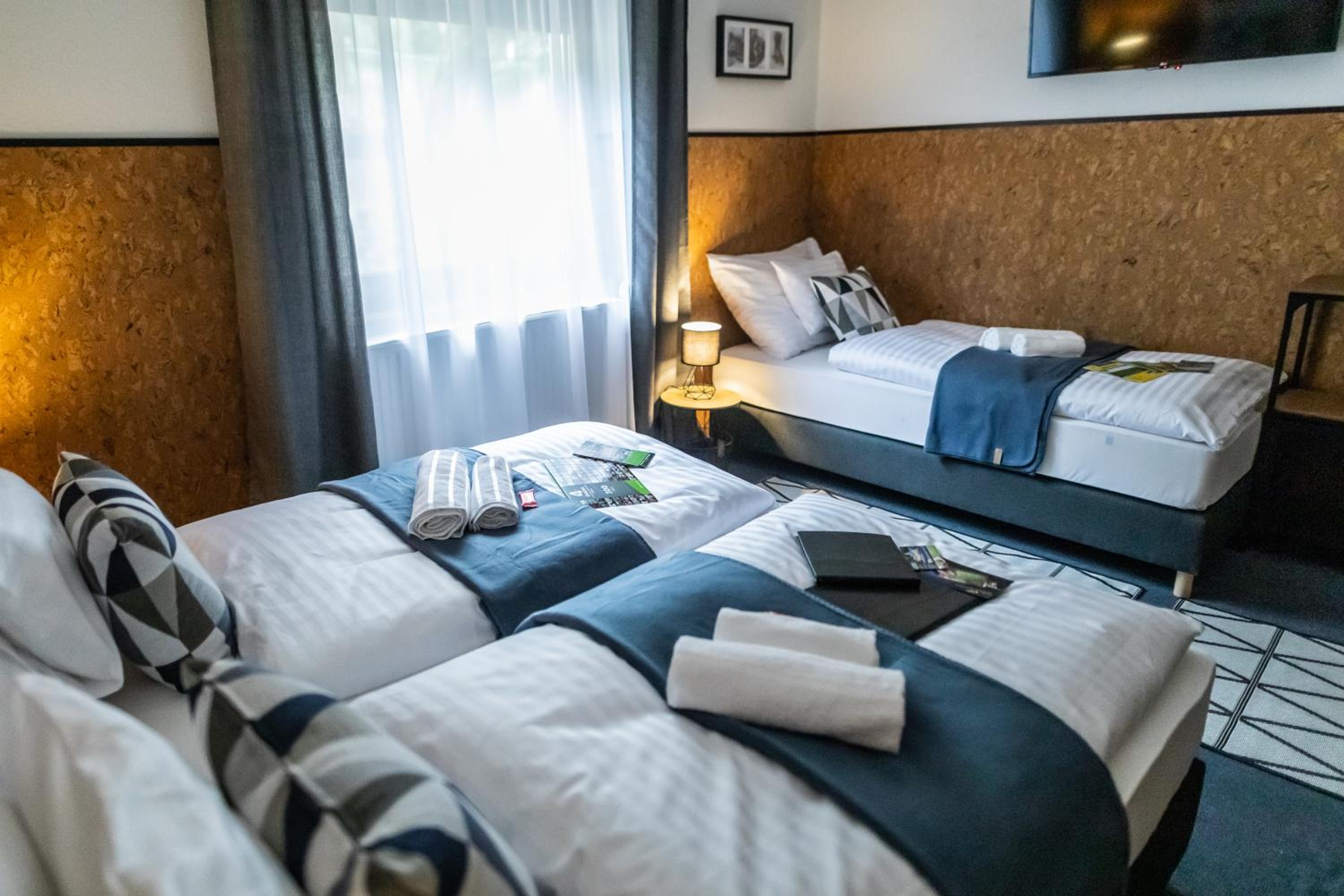 Triple Room with Bathroom photo 1