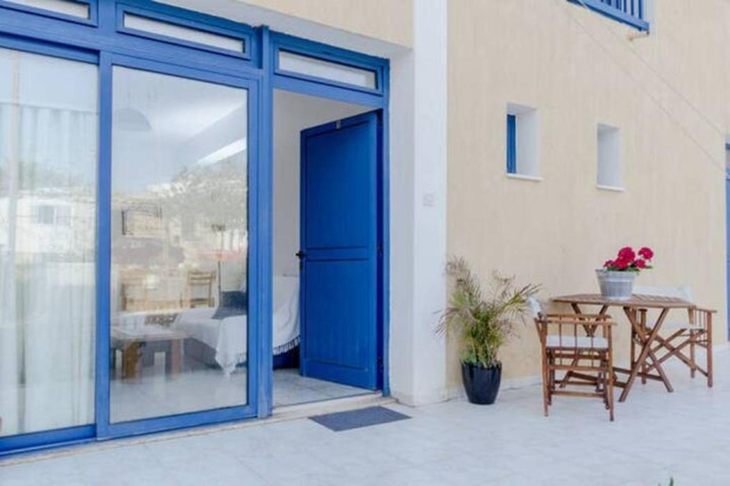 Apartment with Mountain View photo 1