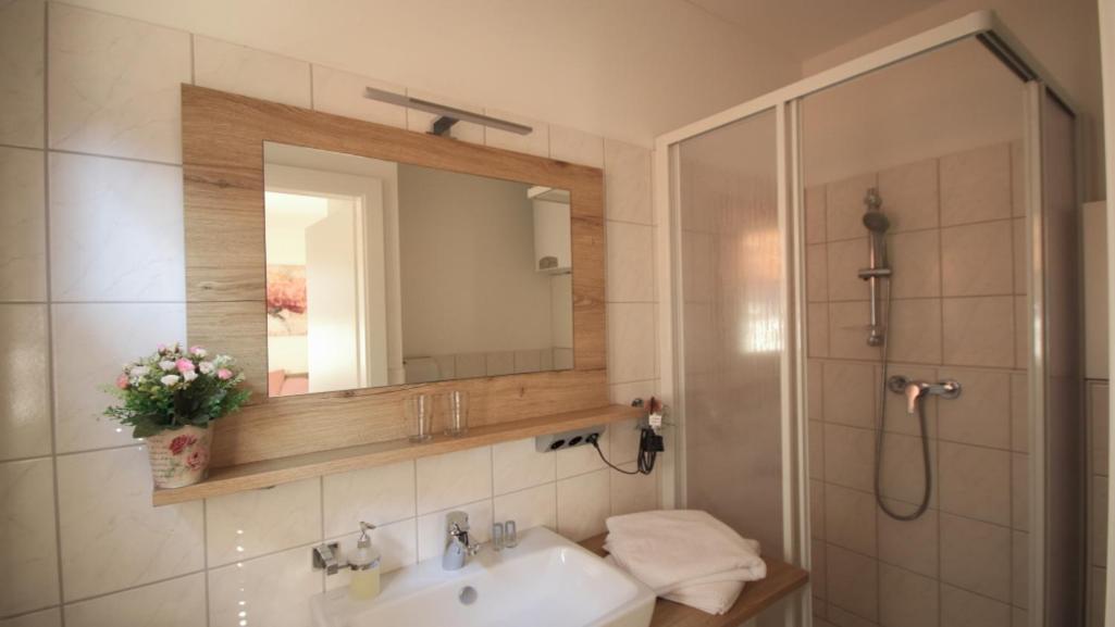 One-Bedroom Chalet photo 2