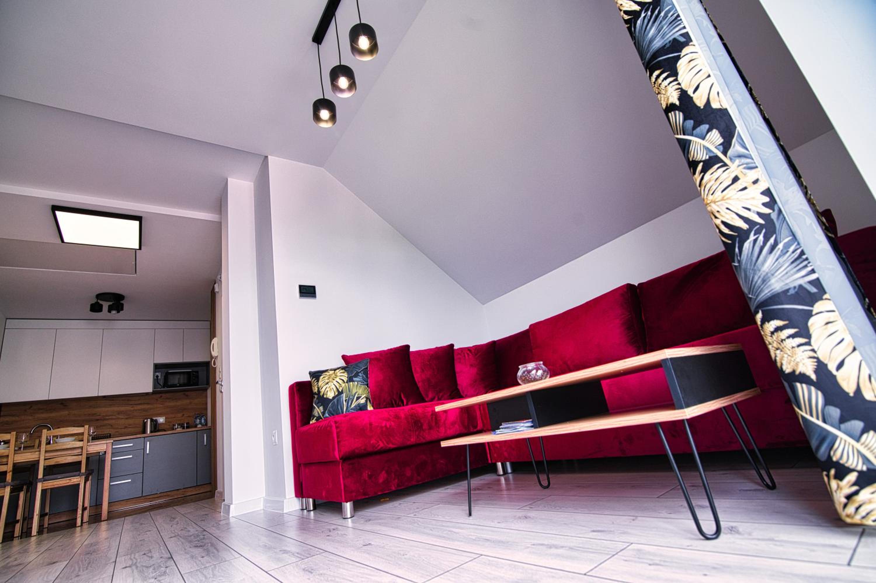 Apartment with Balcony - Photo 23