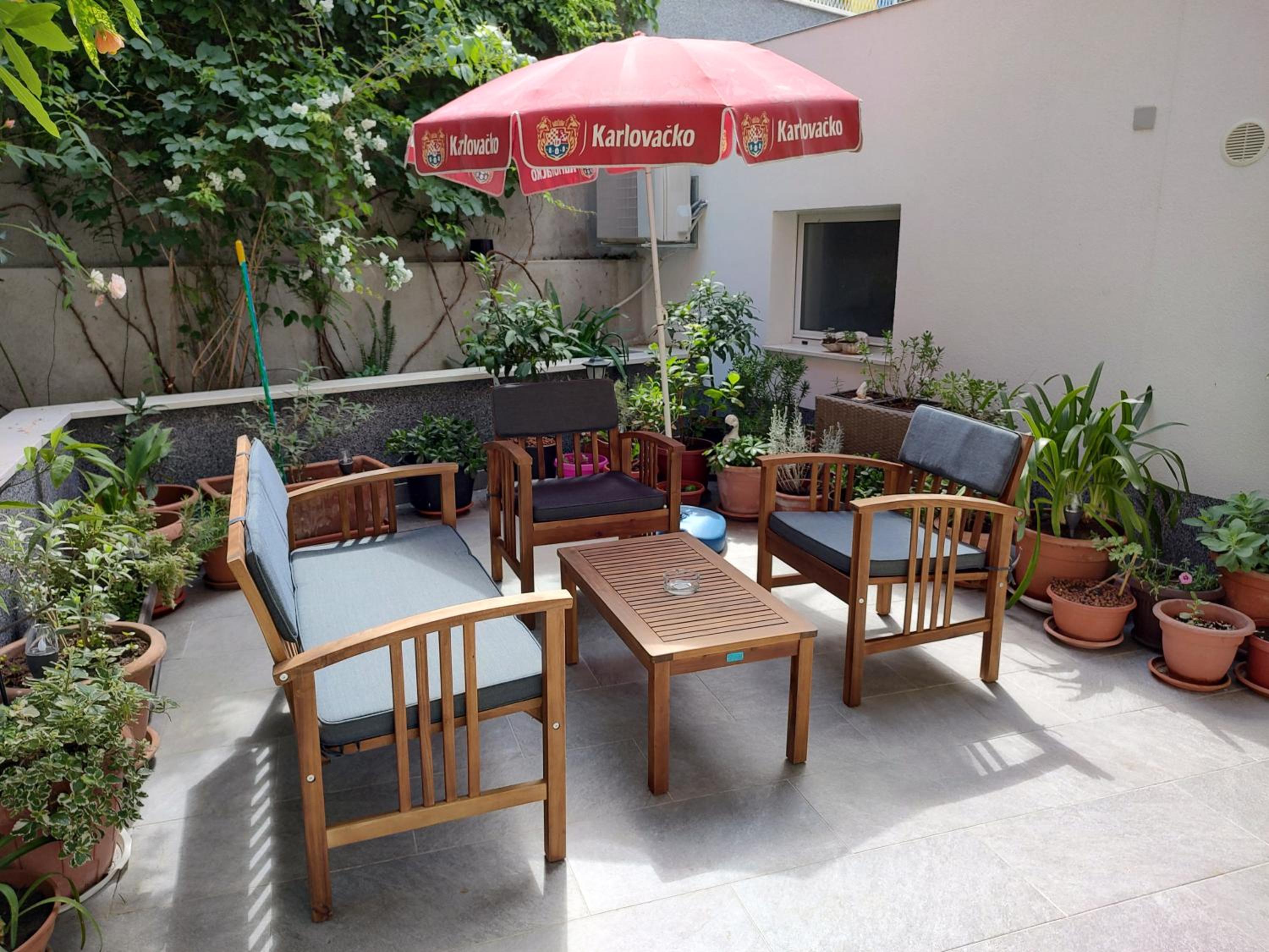 Apartment with Balcony photo 1
