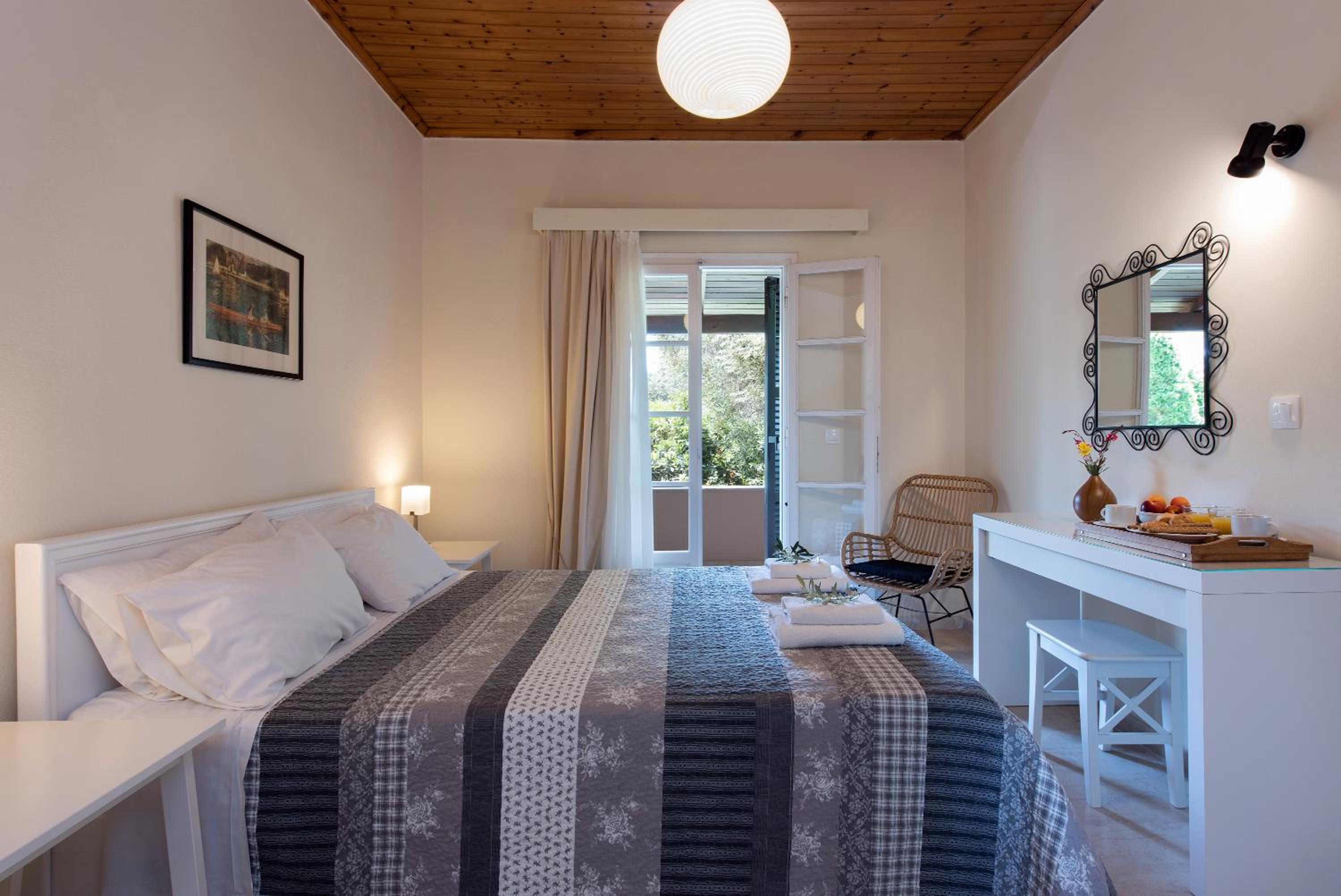 Three-Bedroom Villa photo 1