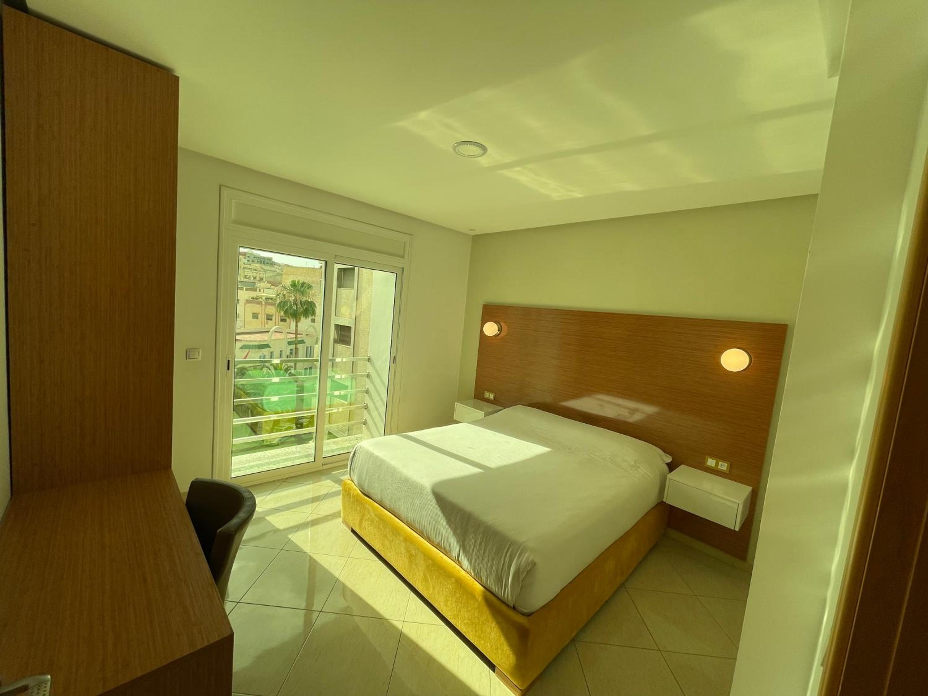 Two-Bedroom Apartment - Photo 16