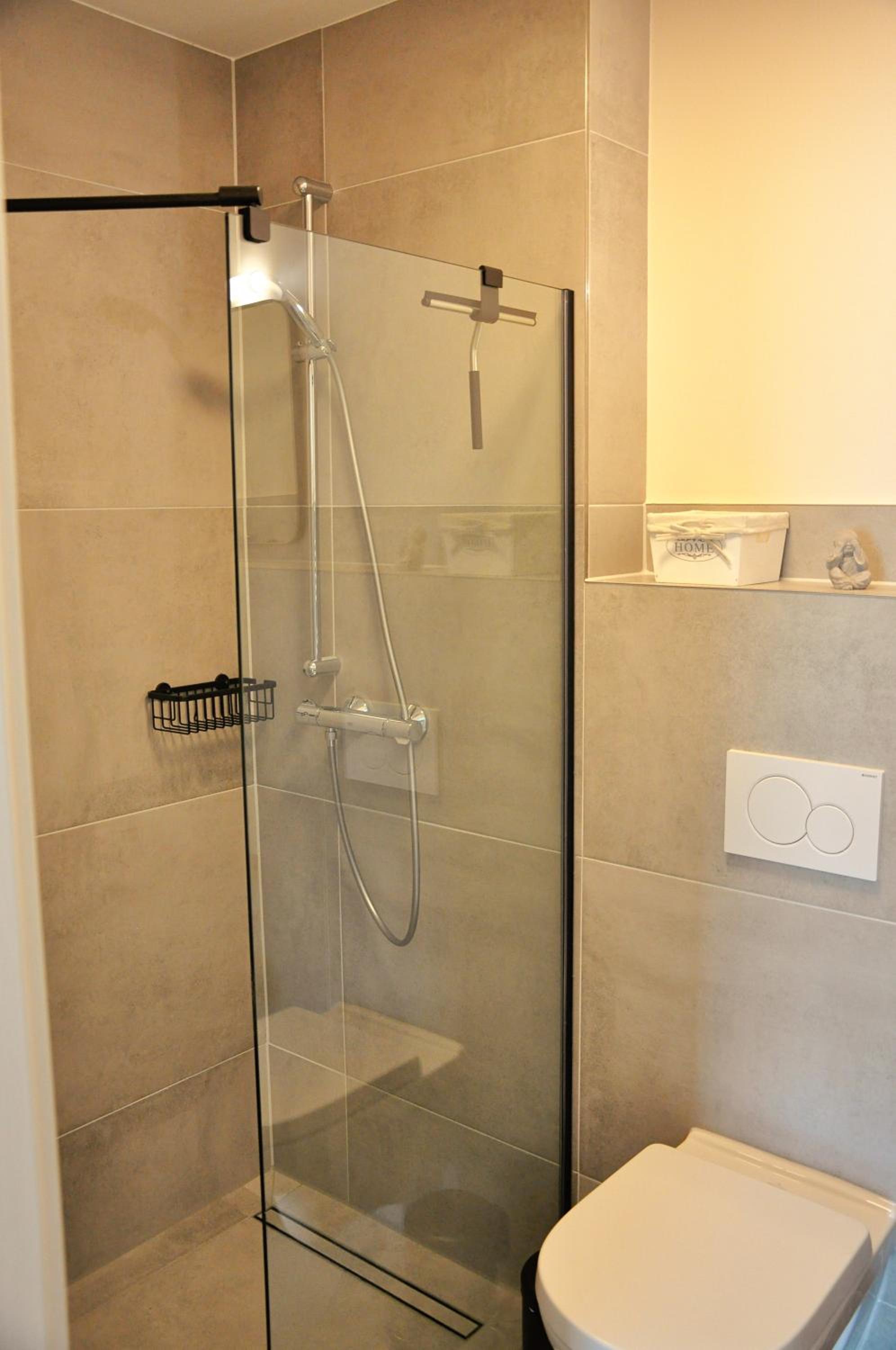 Studio Apartment photo 2