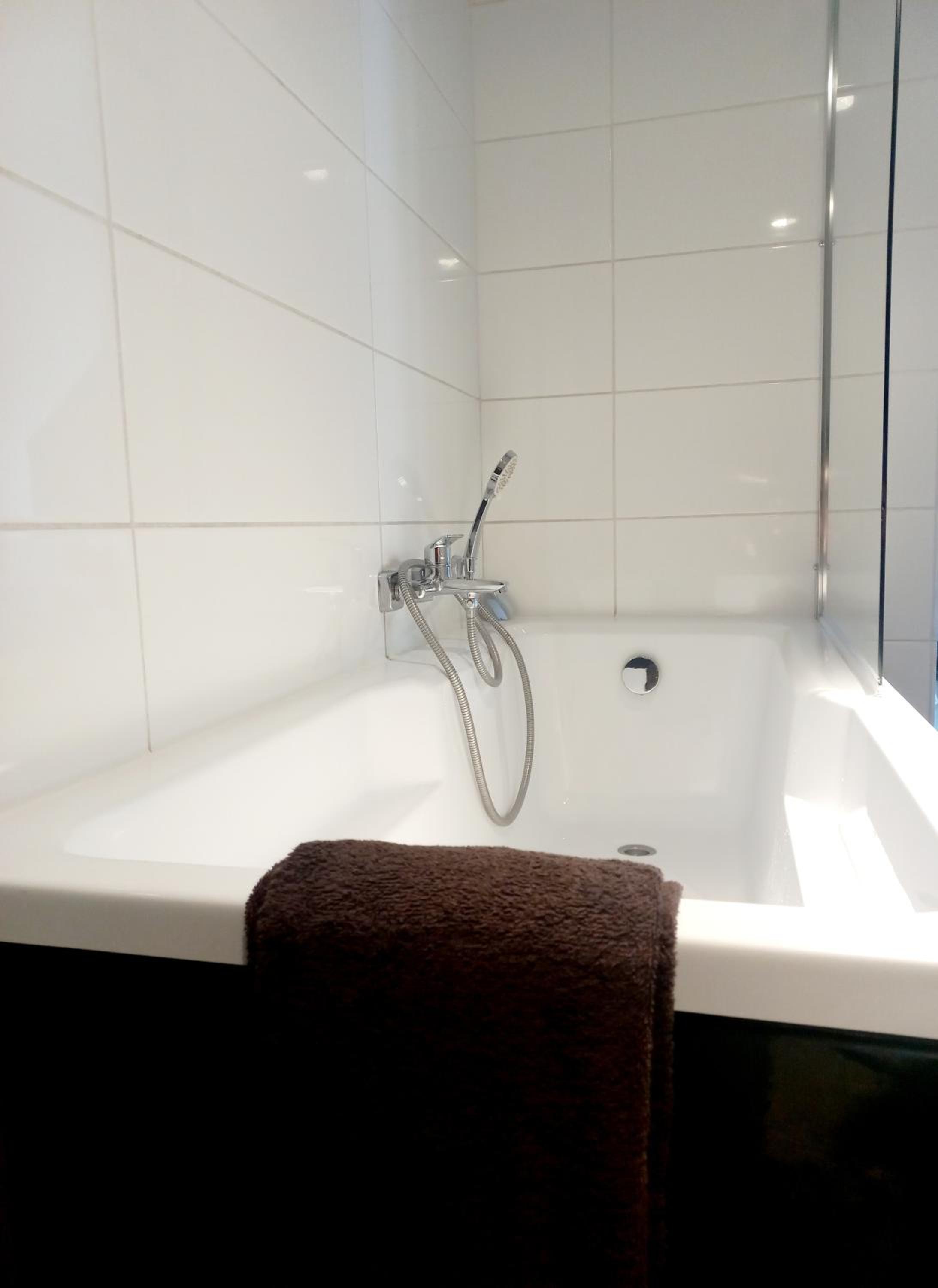 One-Bedroom Apartment - Photo 20