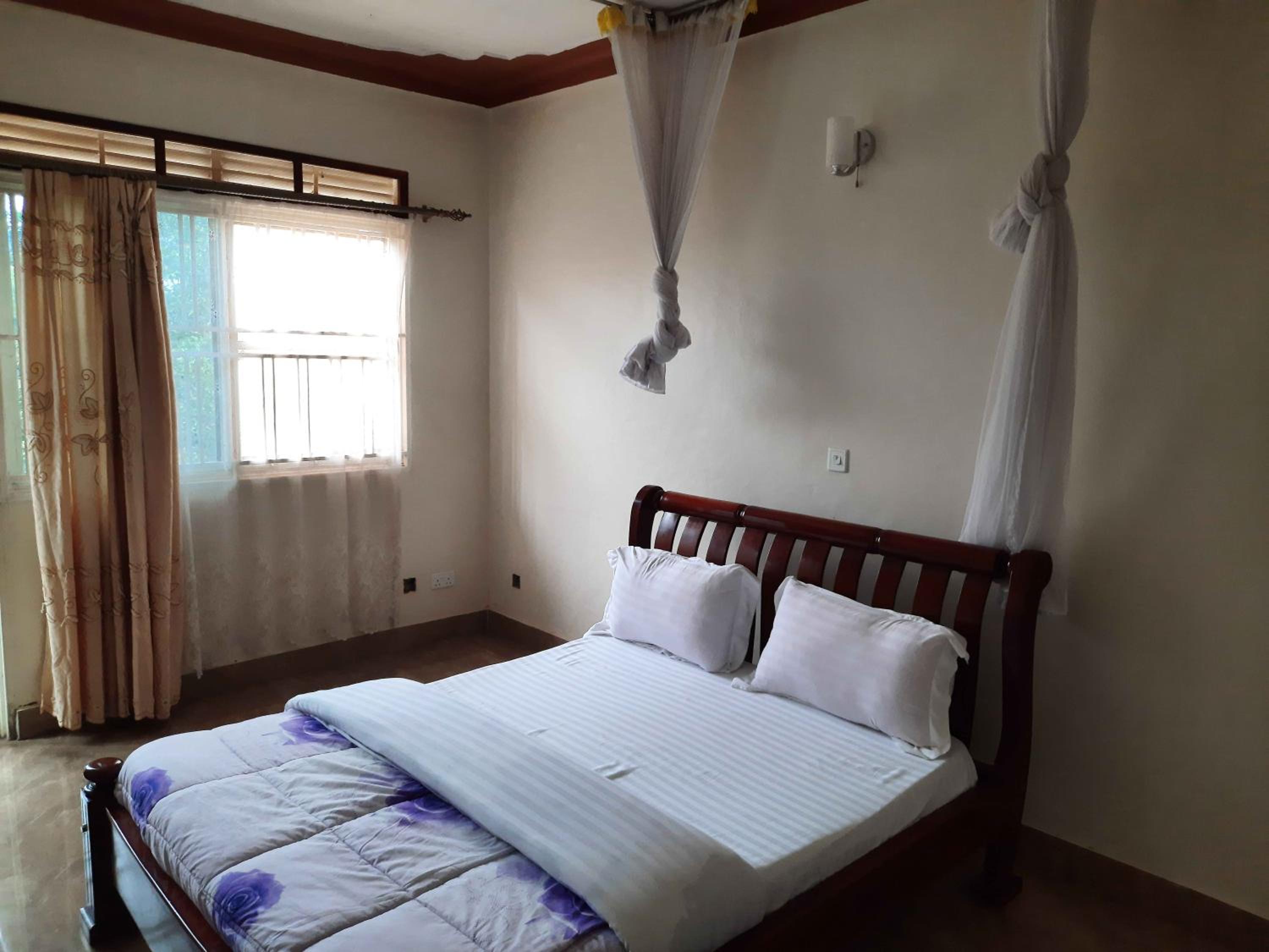 Single Room with Garden View