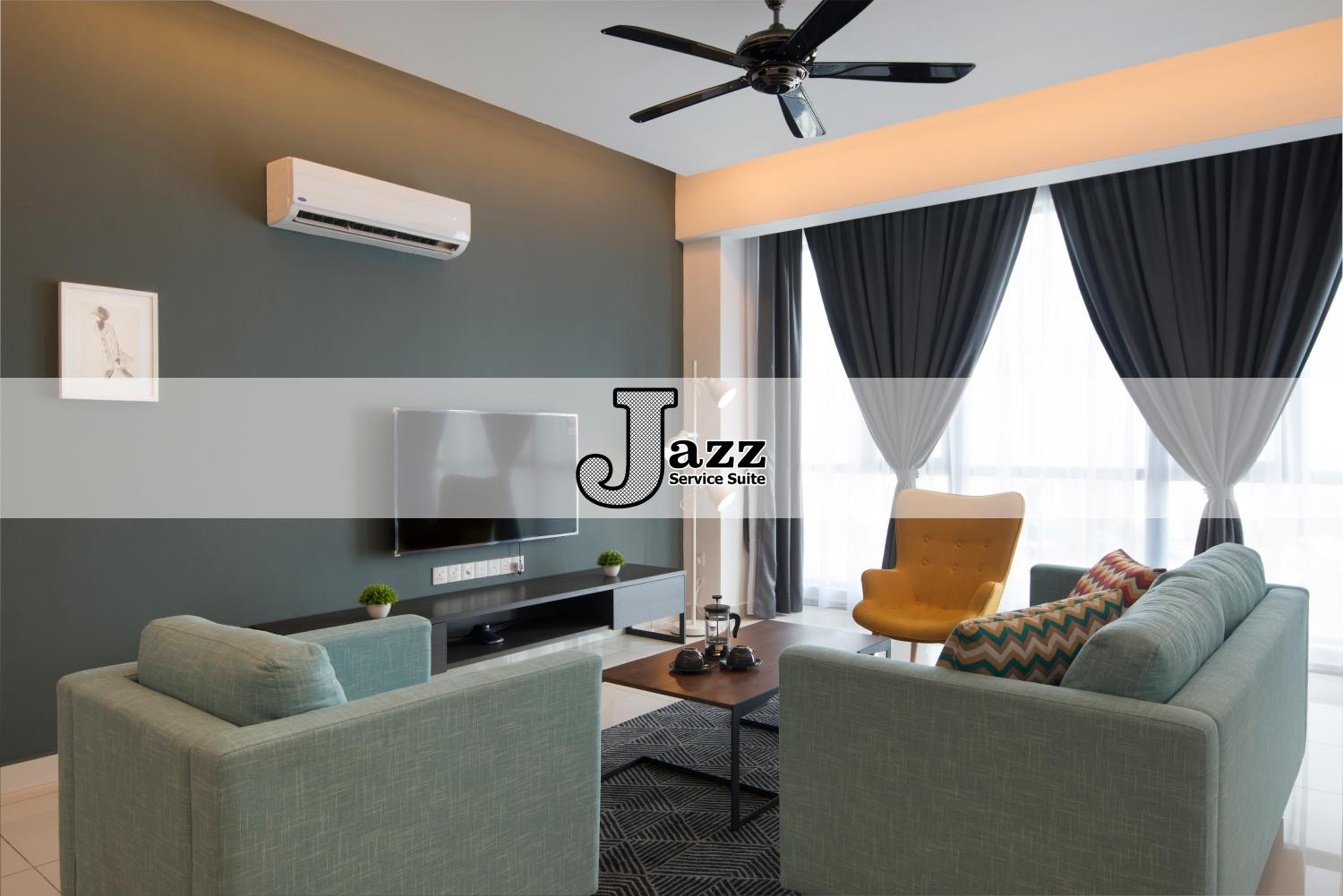 Two-Bedroom Apartment with Sea View