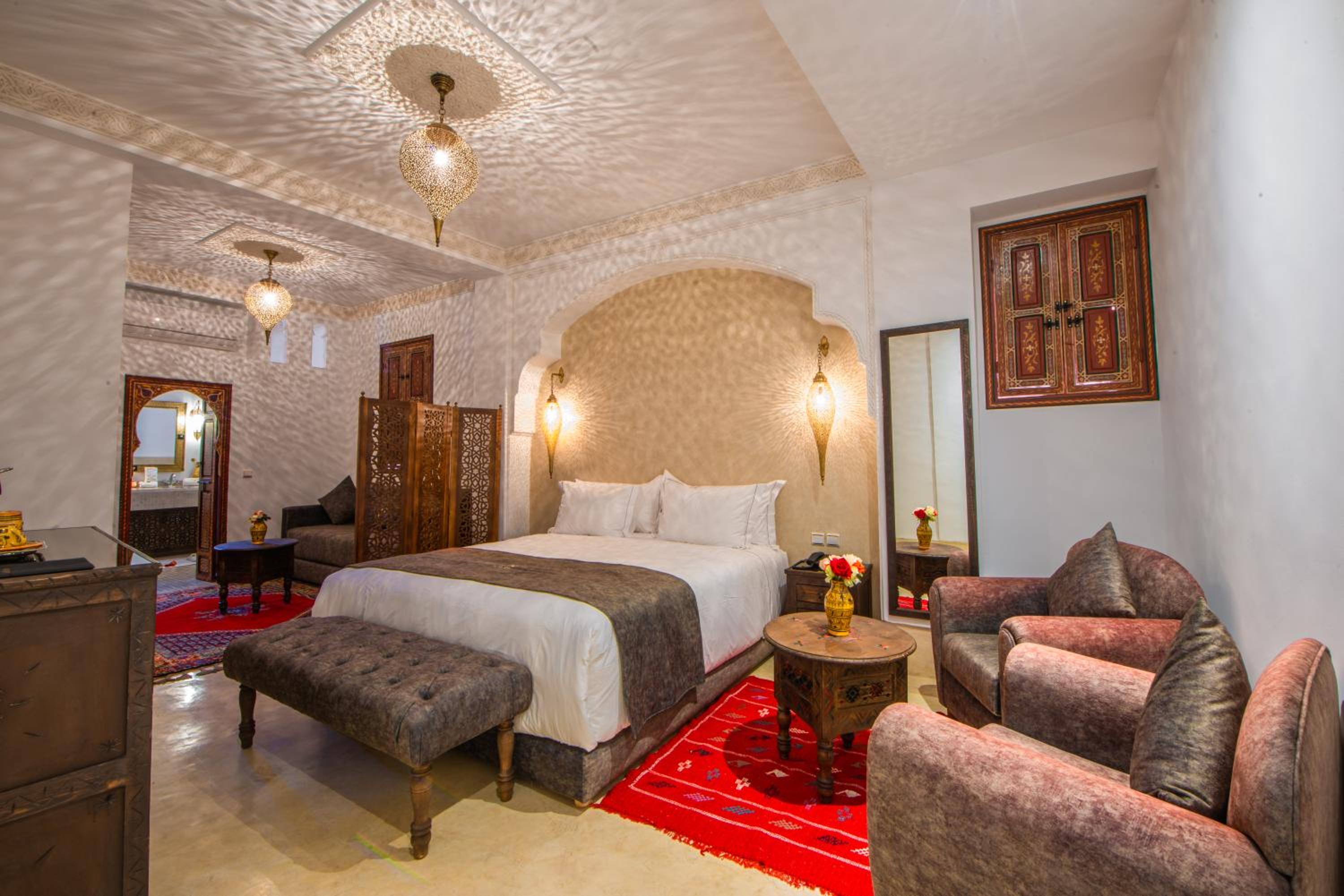 Royal Suite - Photo 16