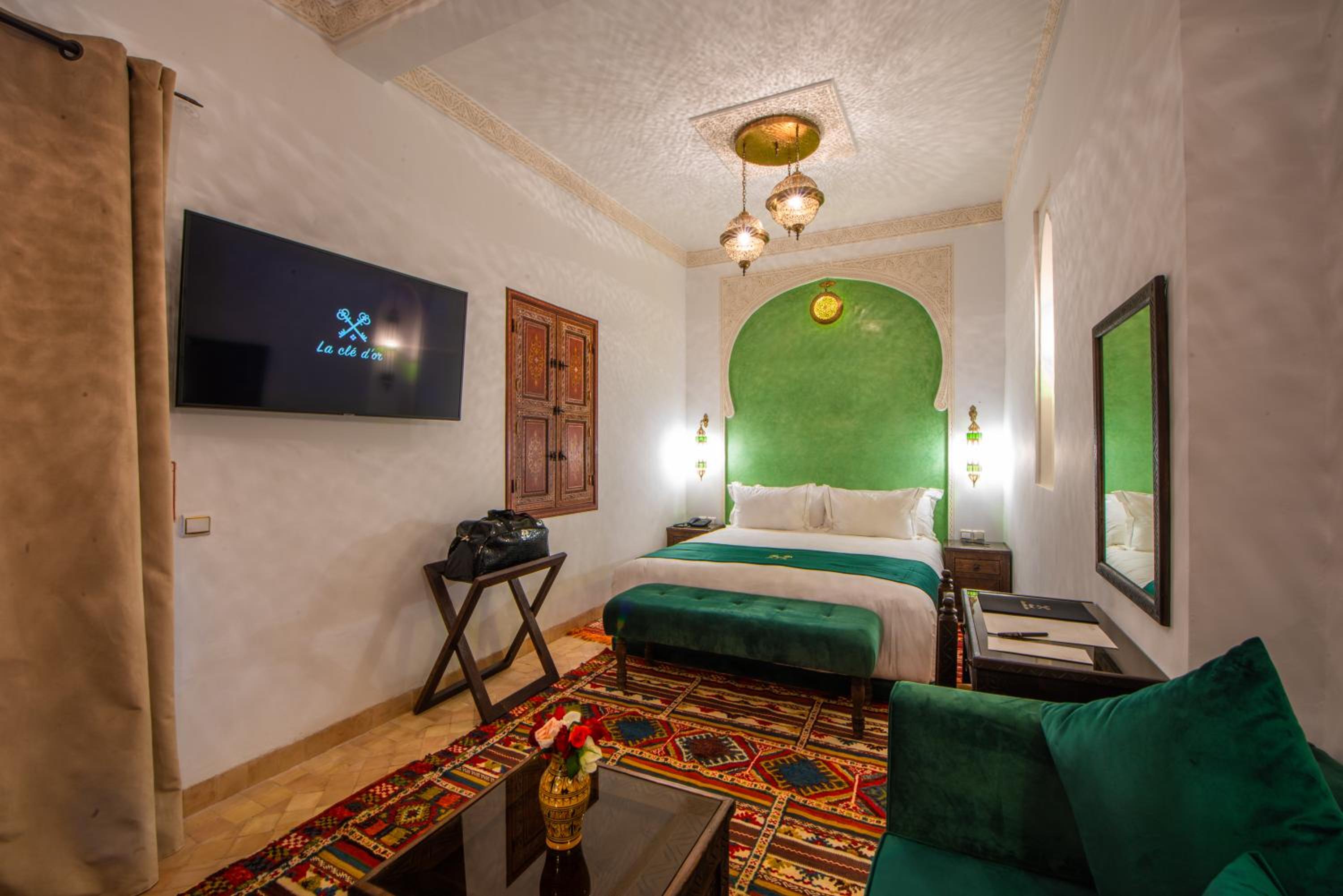 Junior Suite-Disability Access - Photo 3