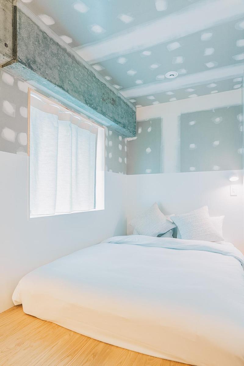 Standard Double Room with City View - Photo 6
