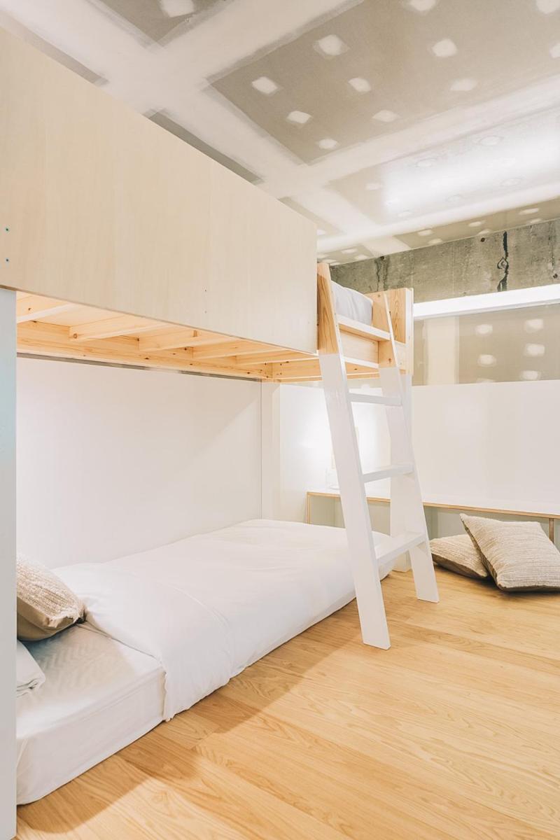 Premium Quadruple Room - Photo 7
