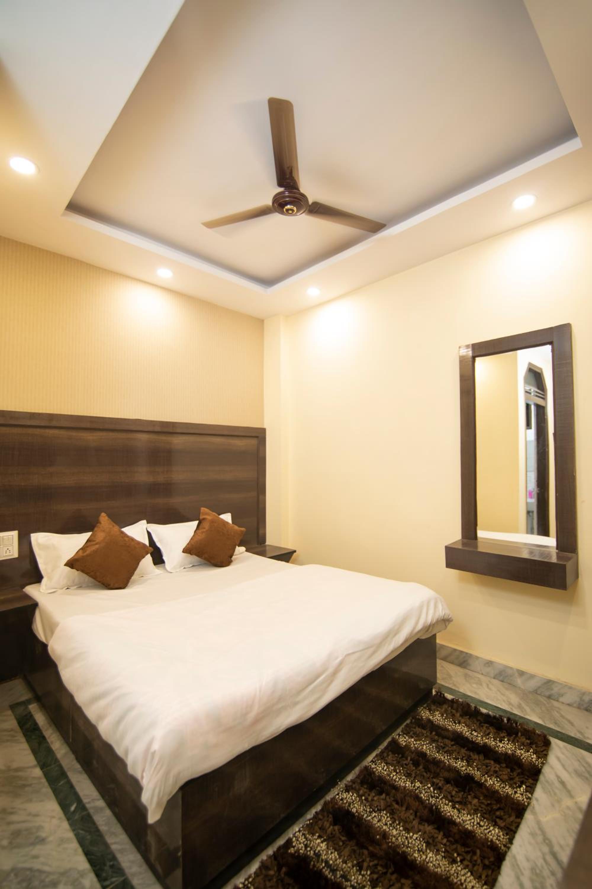 Deluxe Room - Non-View
