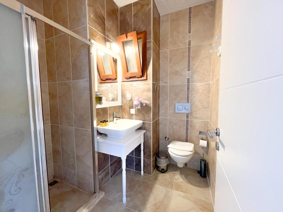 Deluxe Triple Room - Photo 5