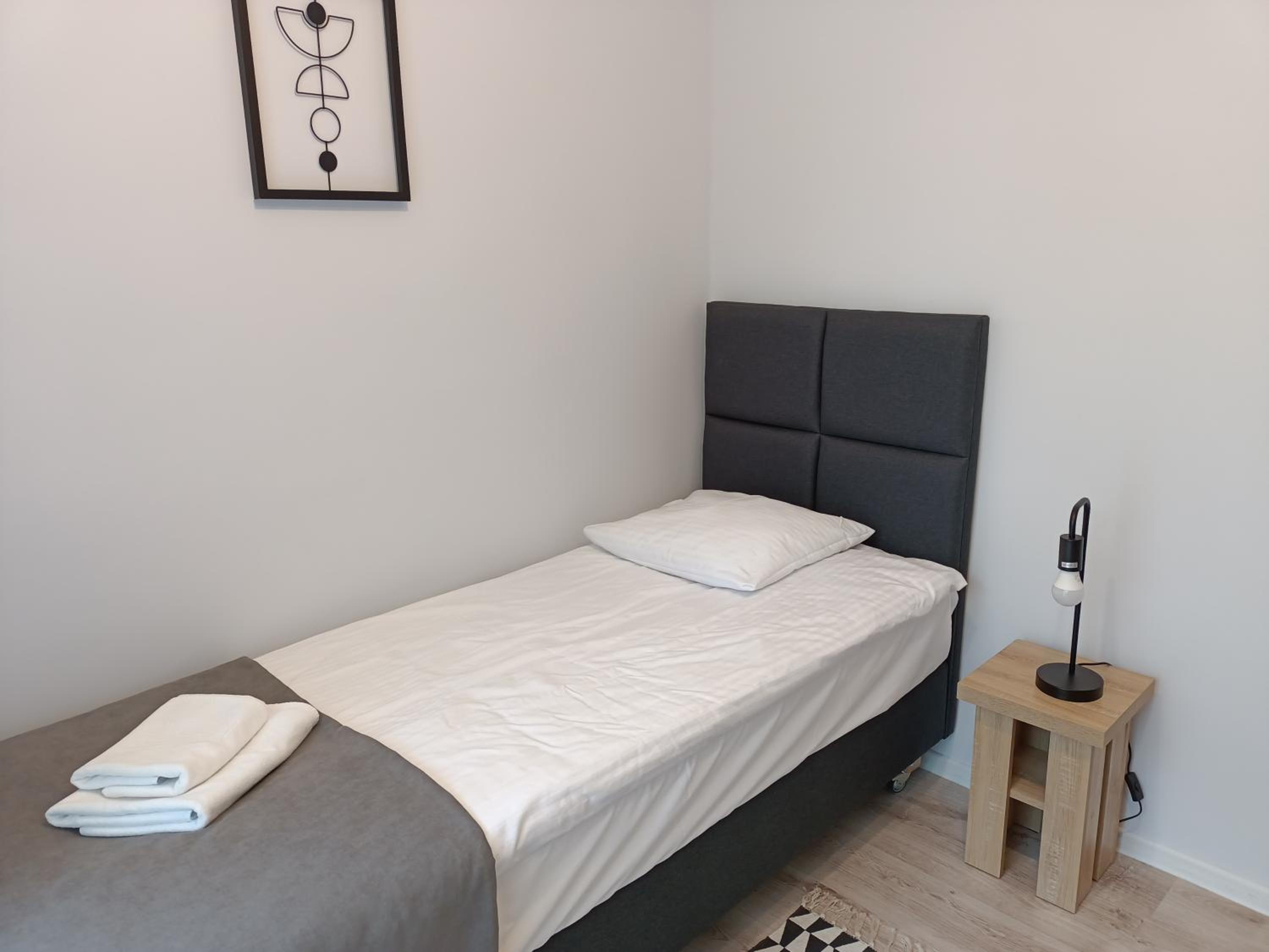 Single Room photo 2
